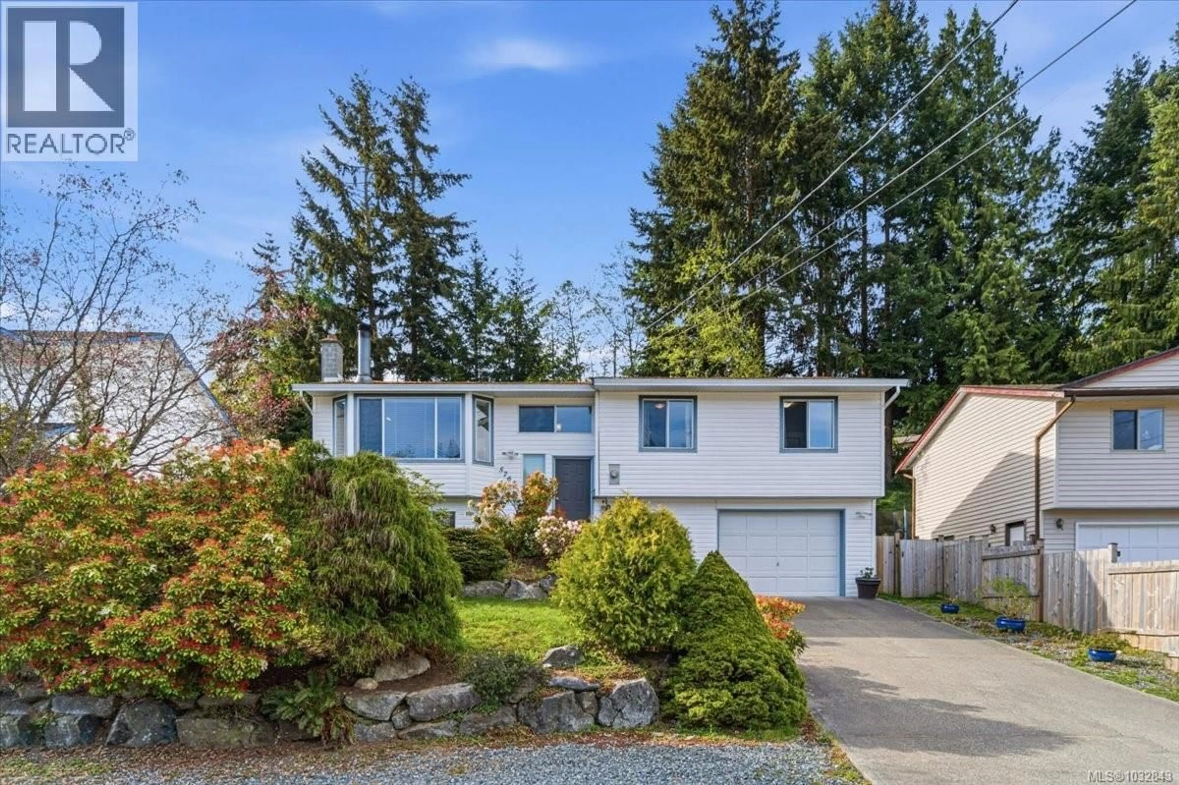 Home with vinyl exterior material, street for 5763 BROOKWOOD DRIVE, Nanaimo British Columbia V9T5P2