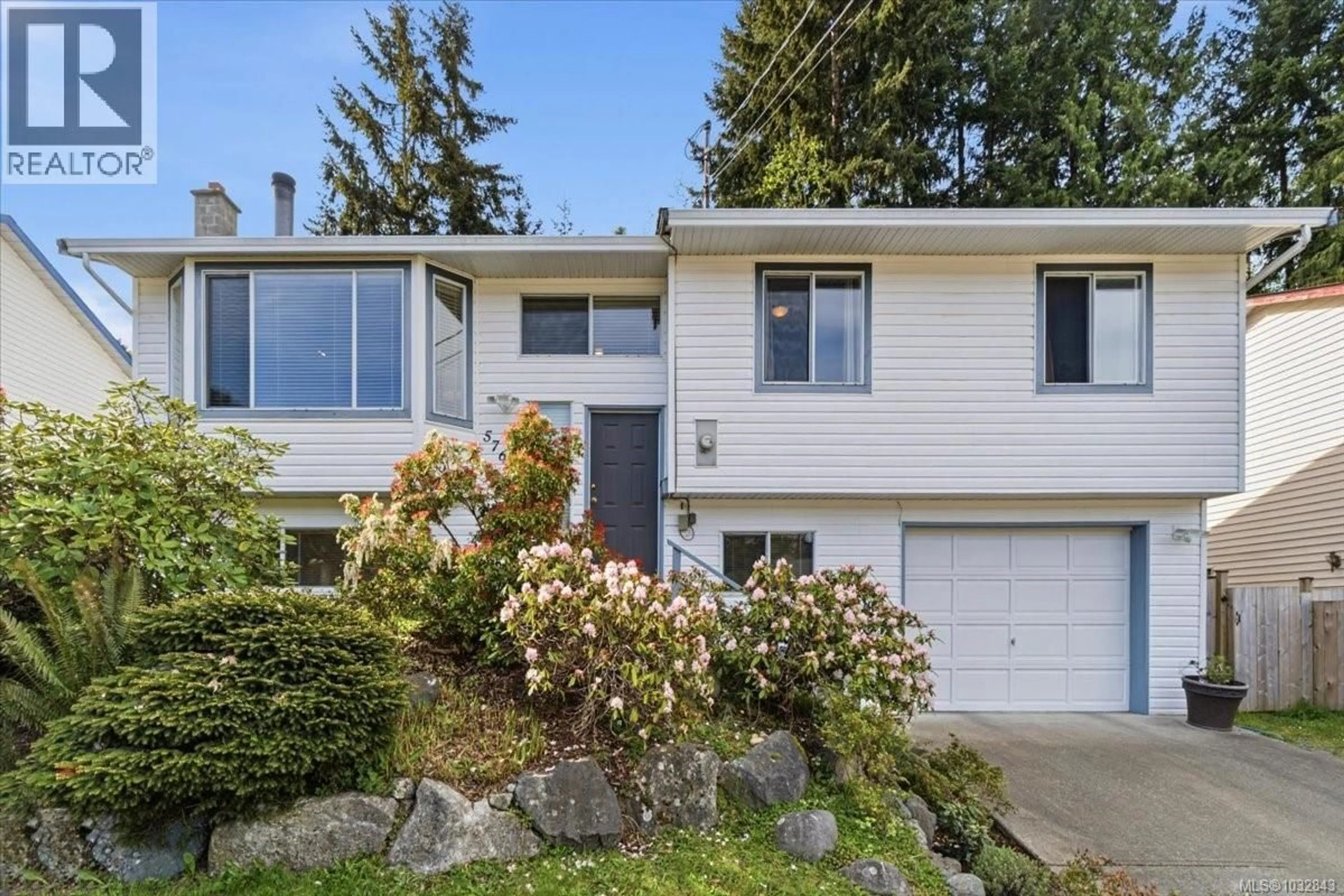 Home with vinyl exterior material, street for 5763 BROOKWOOD DRIVE, Nanaimo British Columbia V9T5P2