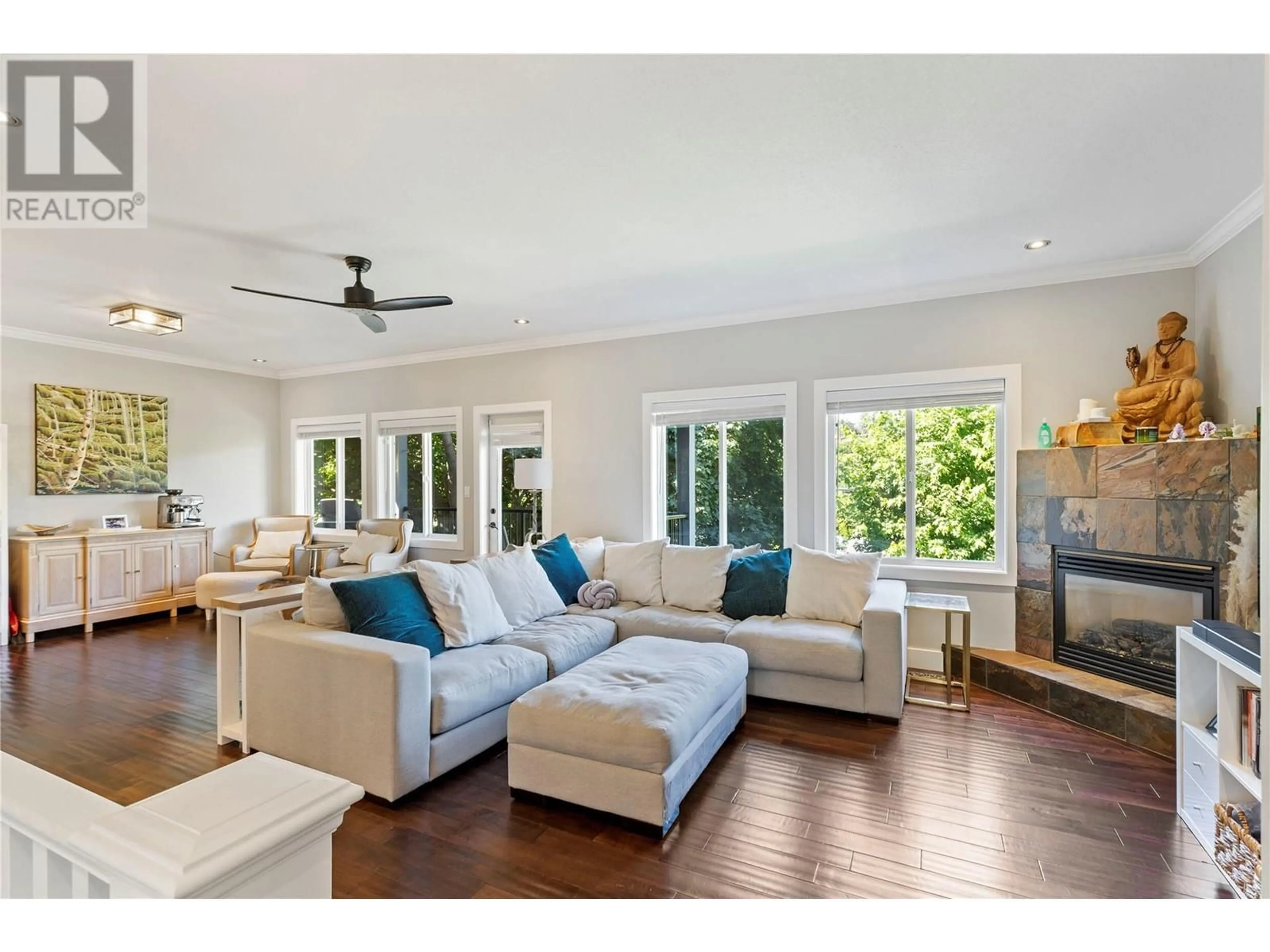 Living room, wood floors for 11014 MOUNTFORD Avenue, Summerland British Columbia V0H1Z2