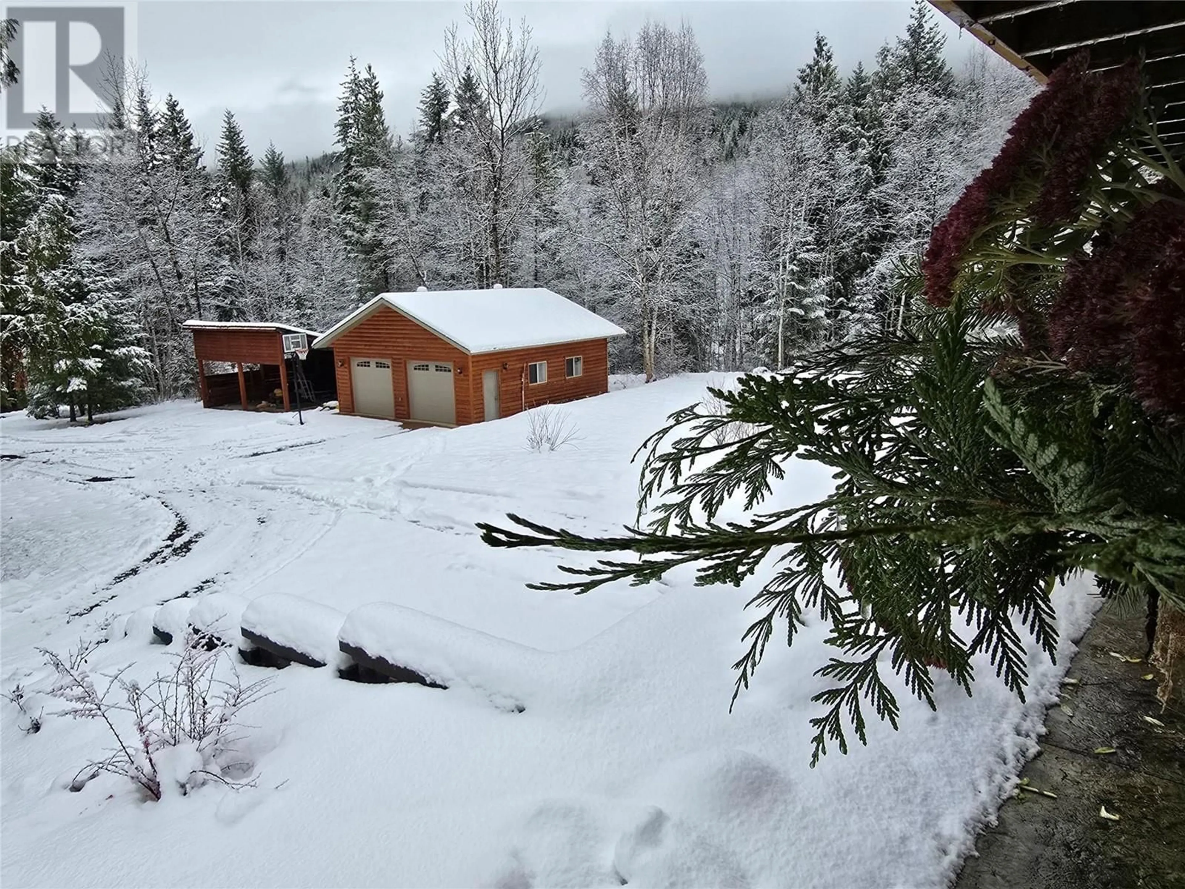 A pic from outside/outdoor area/front of a property/back of a property/a pic from drone, mountain view for 2358 DUNN LAKE ROAD, Clearwater British Columbia V0E1N0