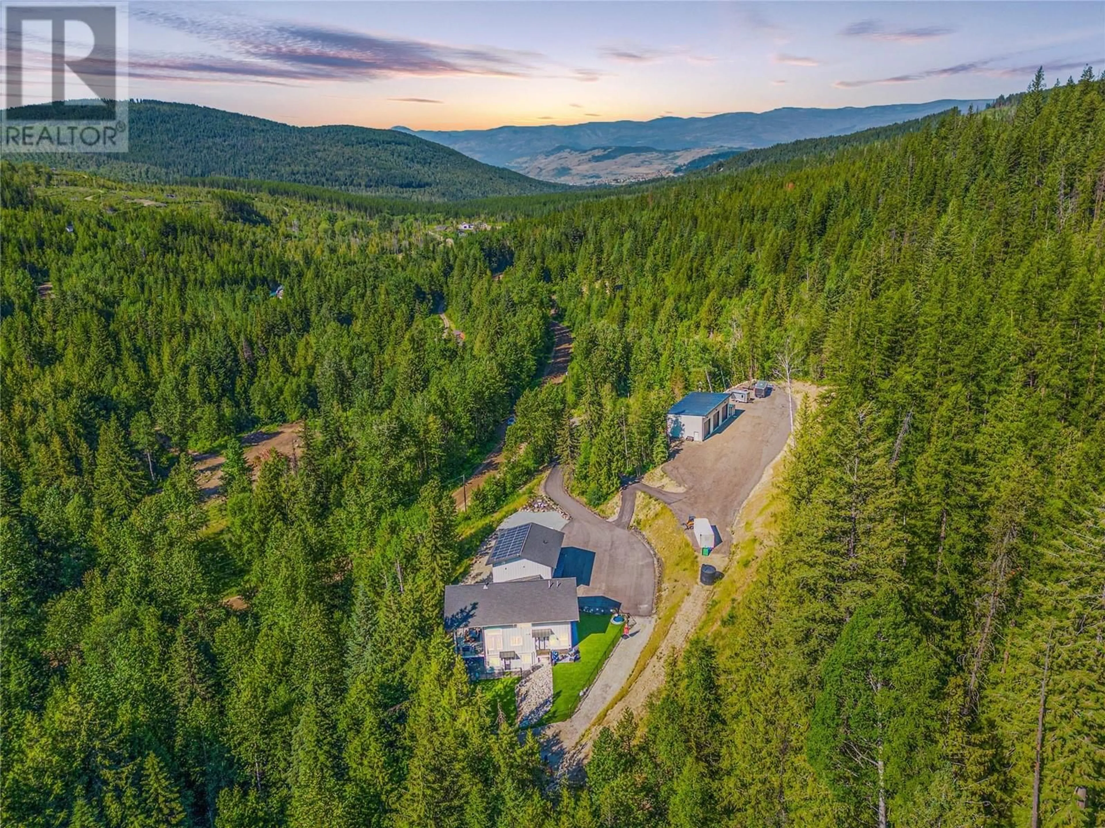Indoor garage for 8735 FORSBERG ROAD, Vernon British Columbia V1B3M6