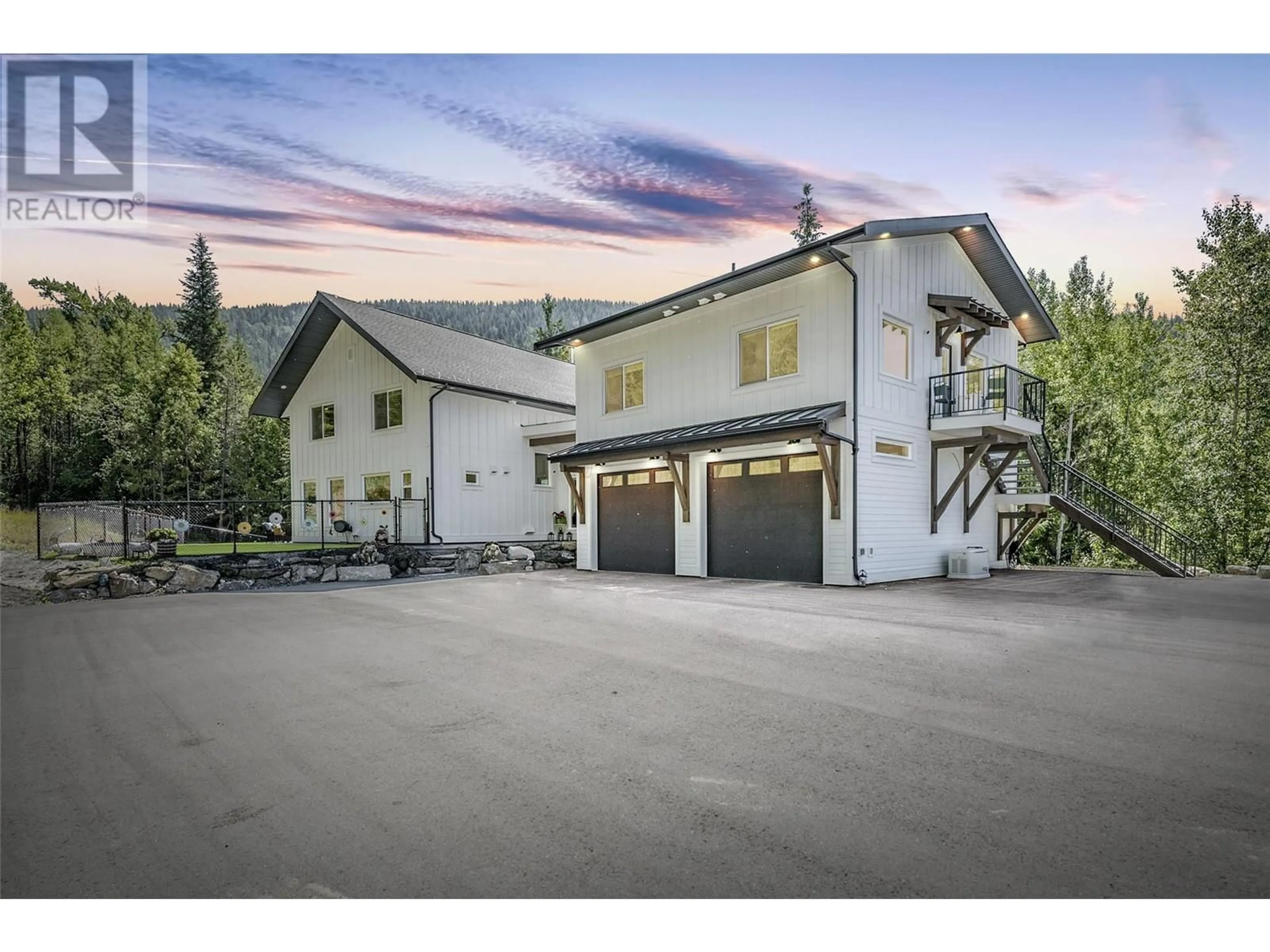 Indoor garage for 8735 FORSBERG ROAD, Vernon British Columbia V1B3M6