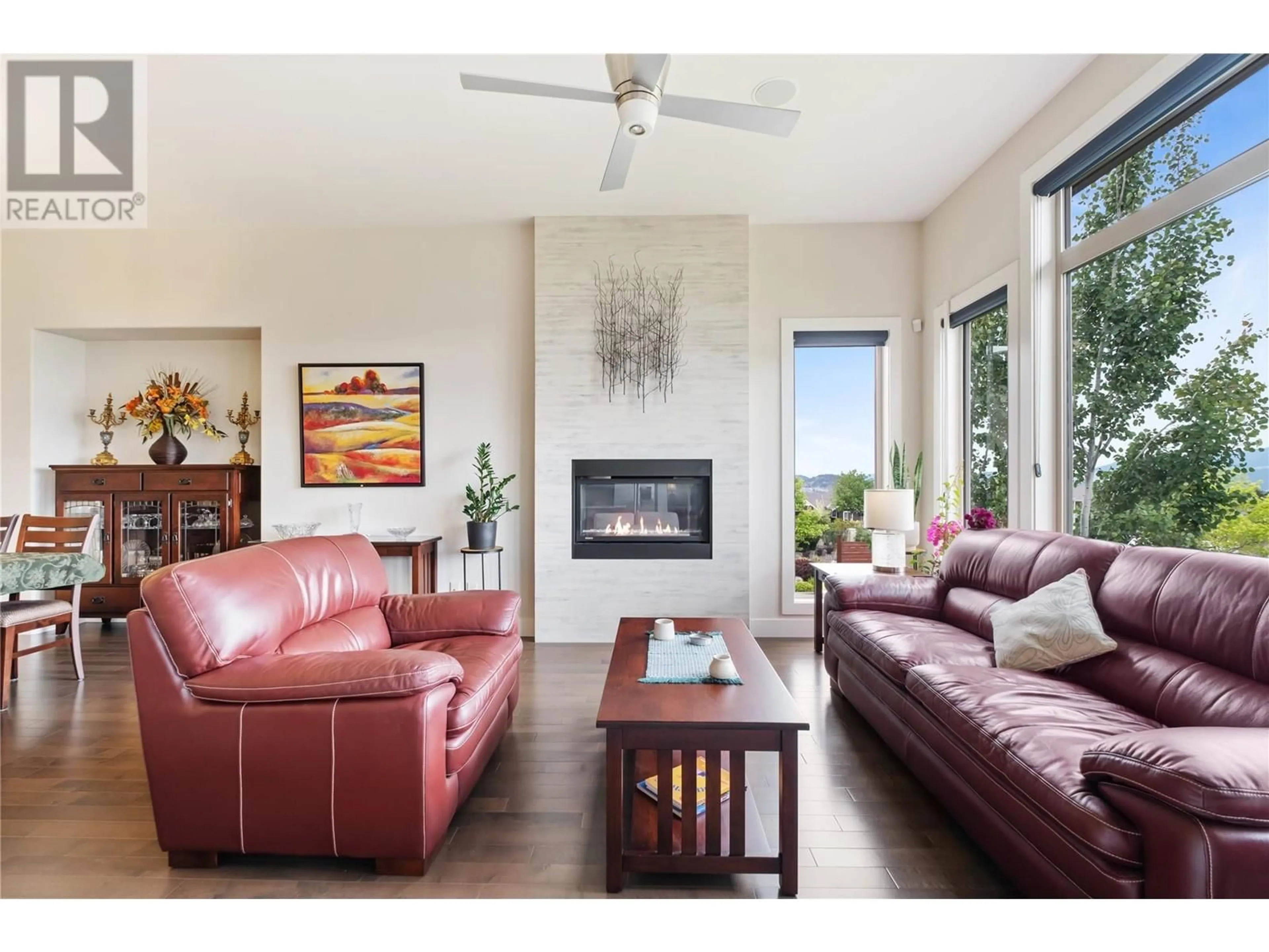 Living room, wood floors for 569 Harrogate Lane, Kelowna British Columbia V1V2V6