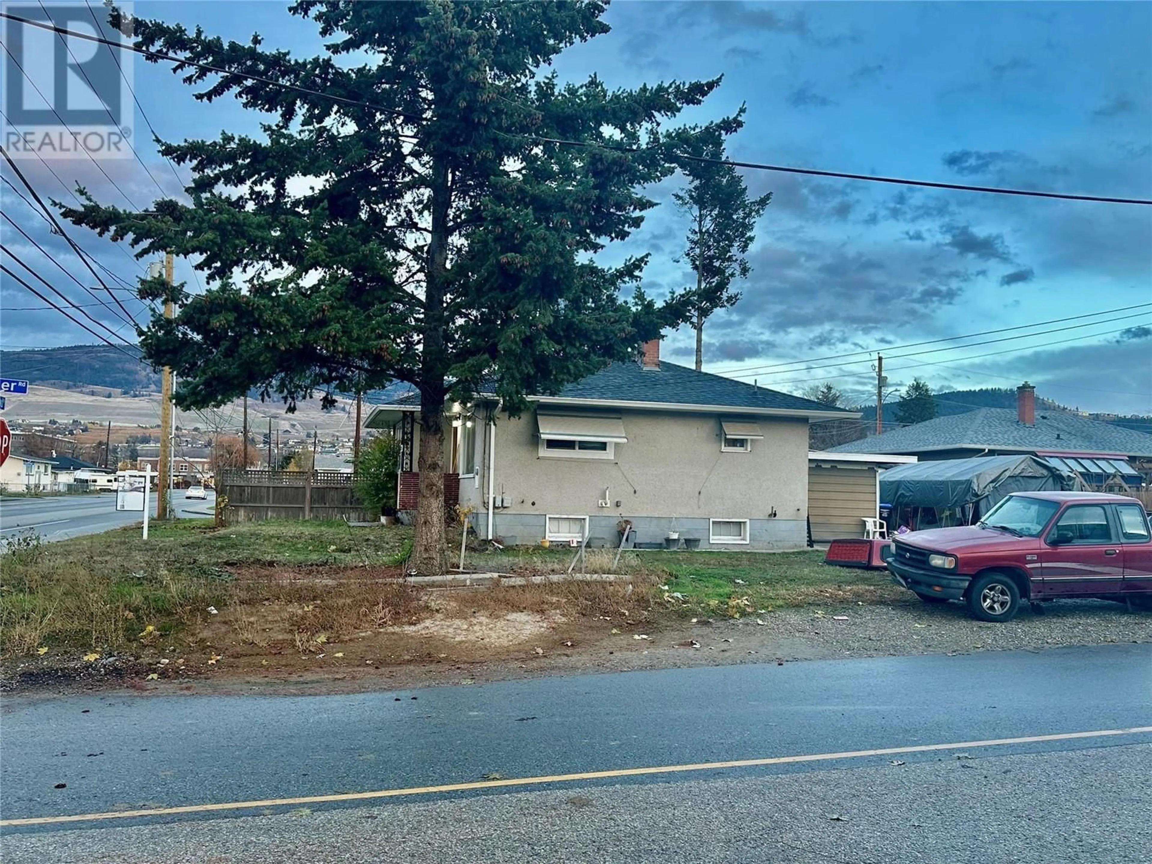 Frontside or backside of a home, the street view for 295 Leathead Road, Kelowna British Columbia V1X2J1