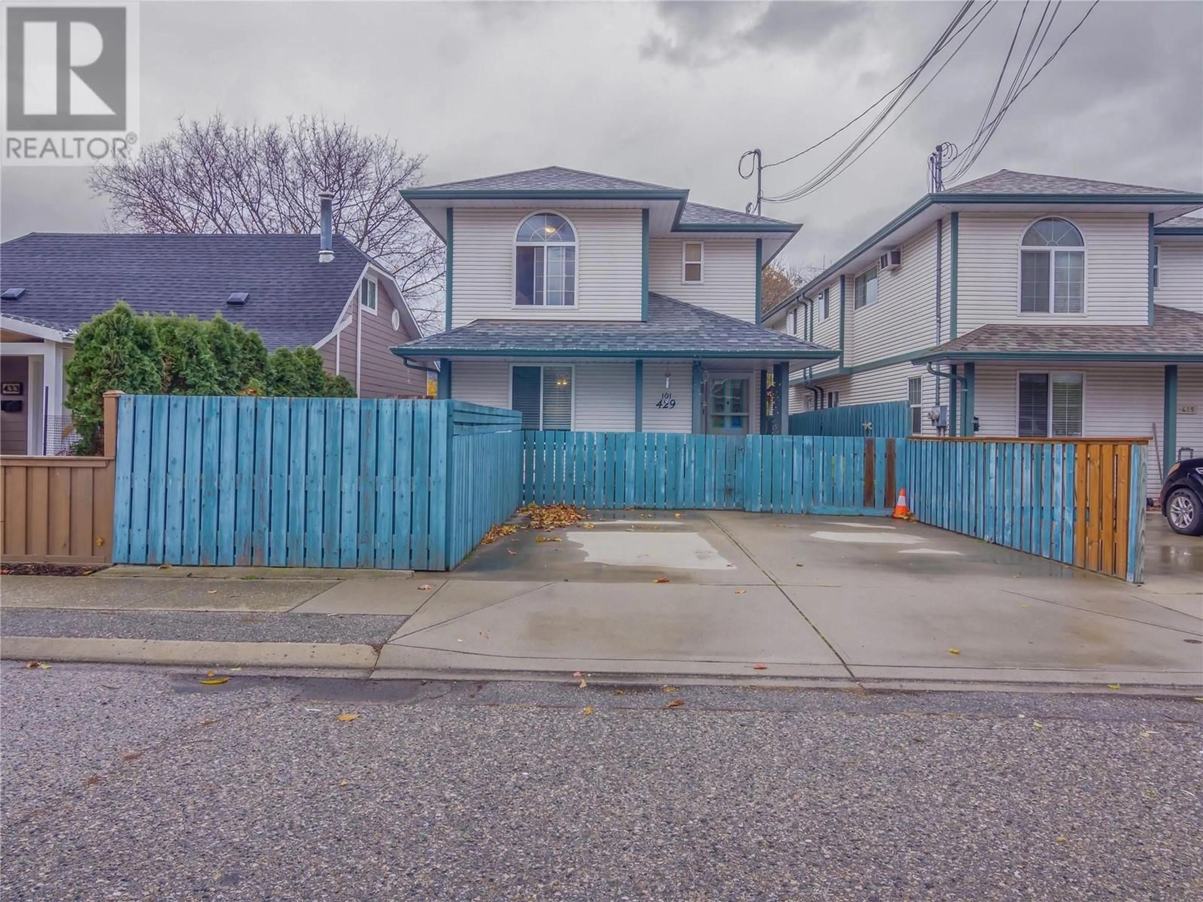 Frontside or backside of a home, the street view for 429 Young Street Unit# 101, Penticton British Columbia V2A5S9