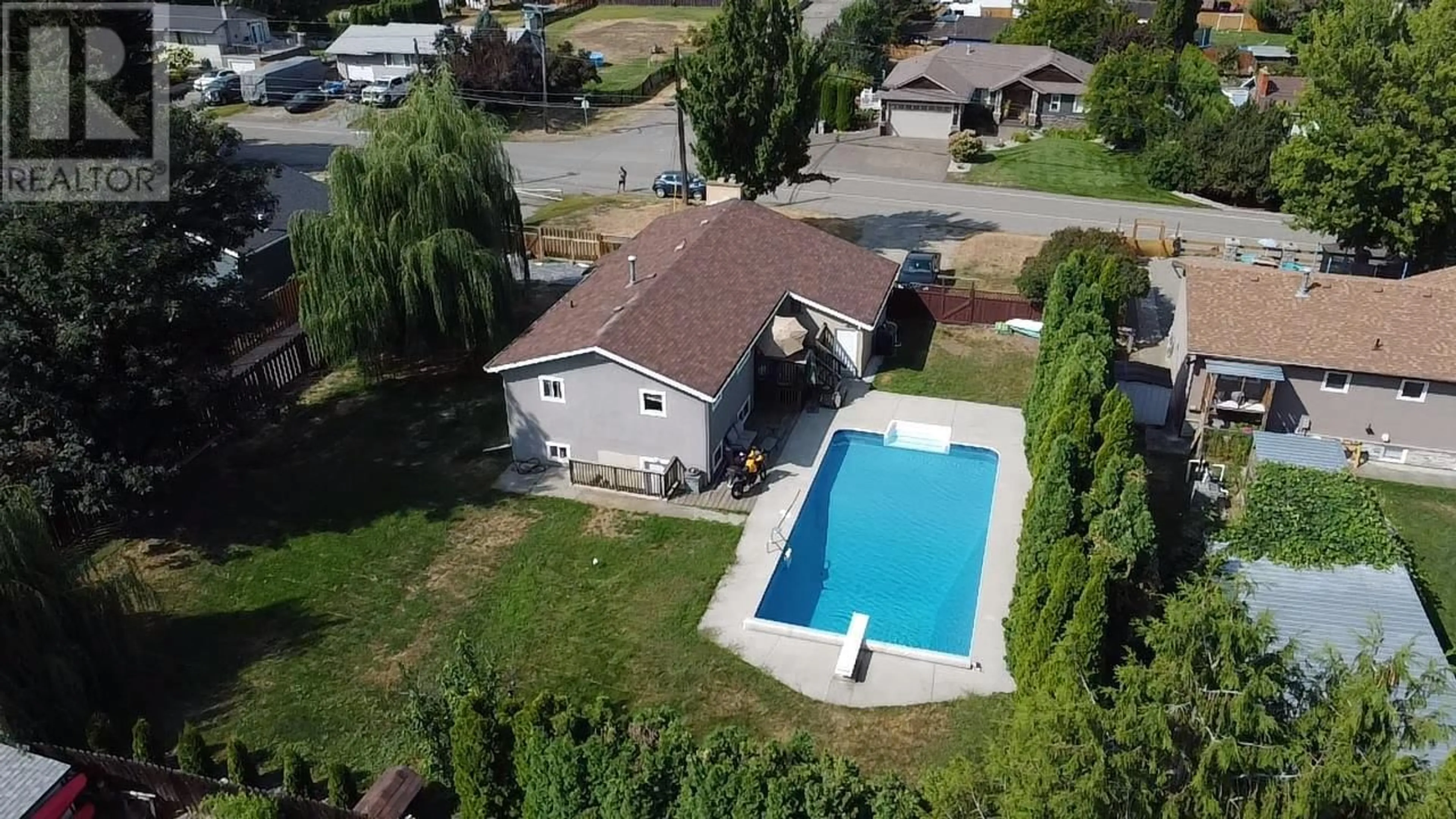 Indoor or outdoor pool for 4702 SPURRAWAY Road, Kamloops British Columbia V2H1M7