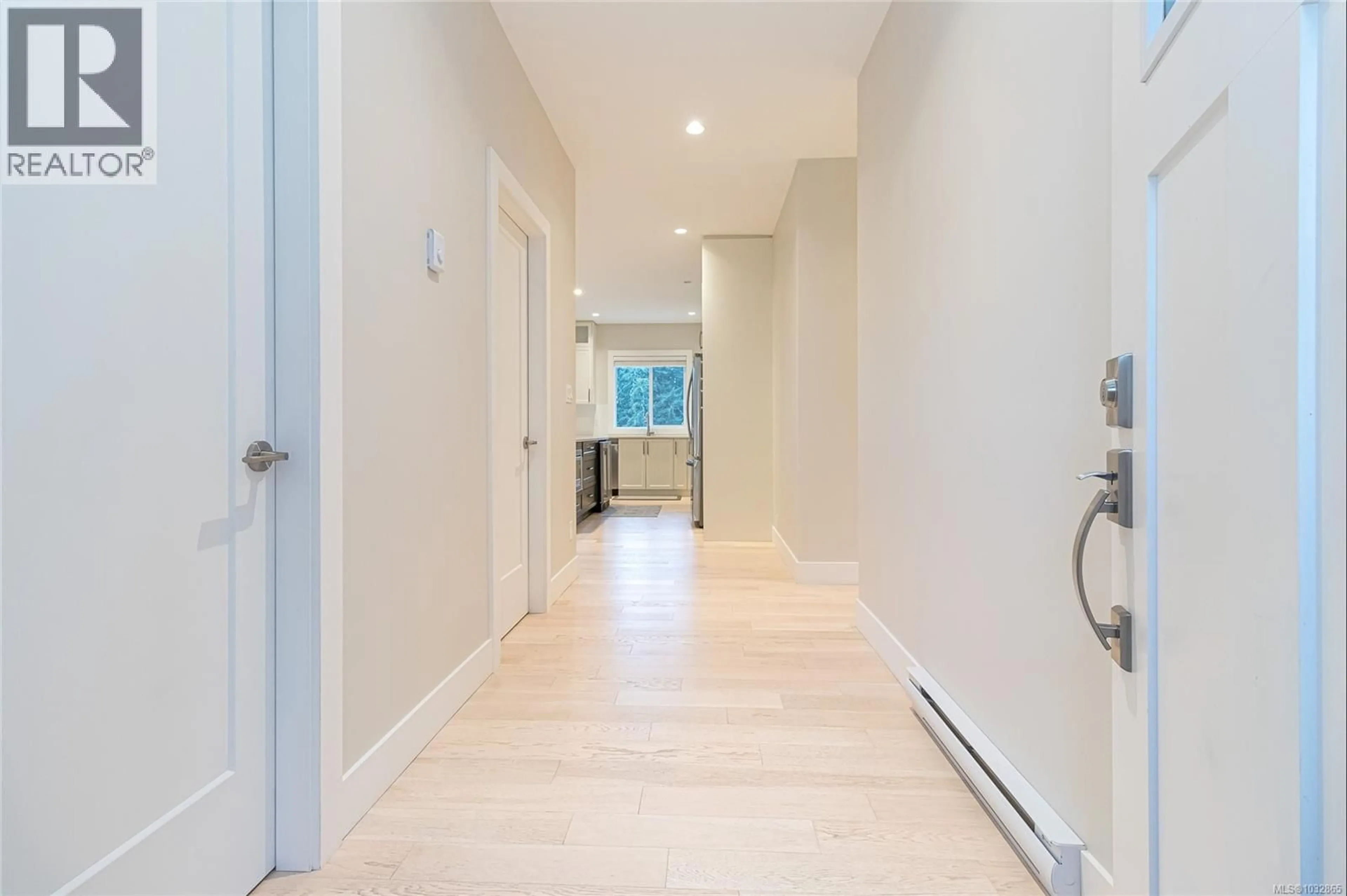 Indoor entryway for B - 759 CUAULTA CRESCENT, Colwood British Columbia V9C3H2