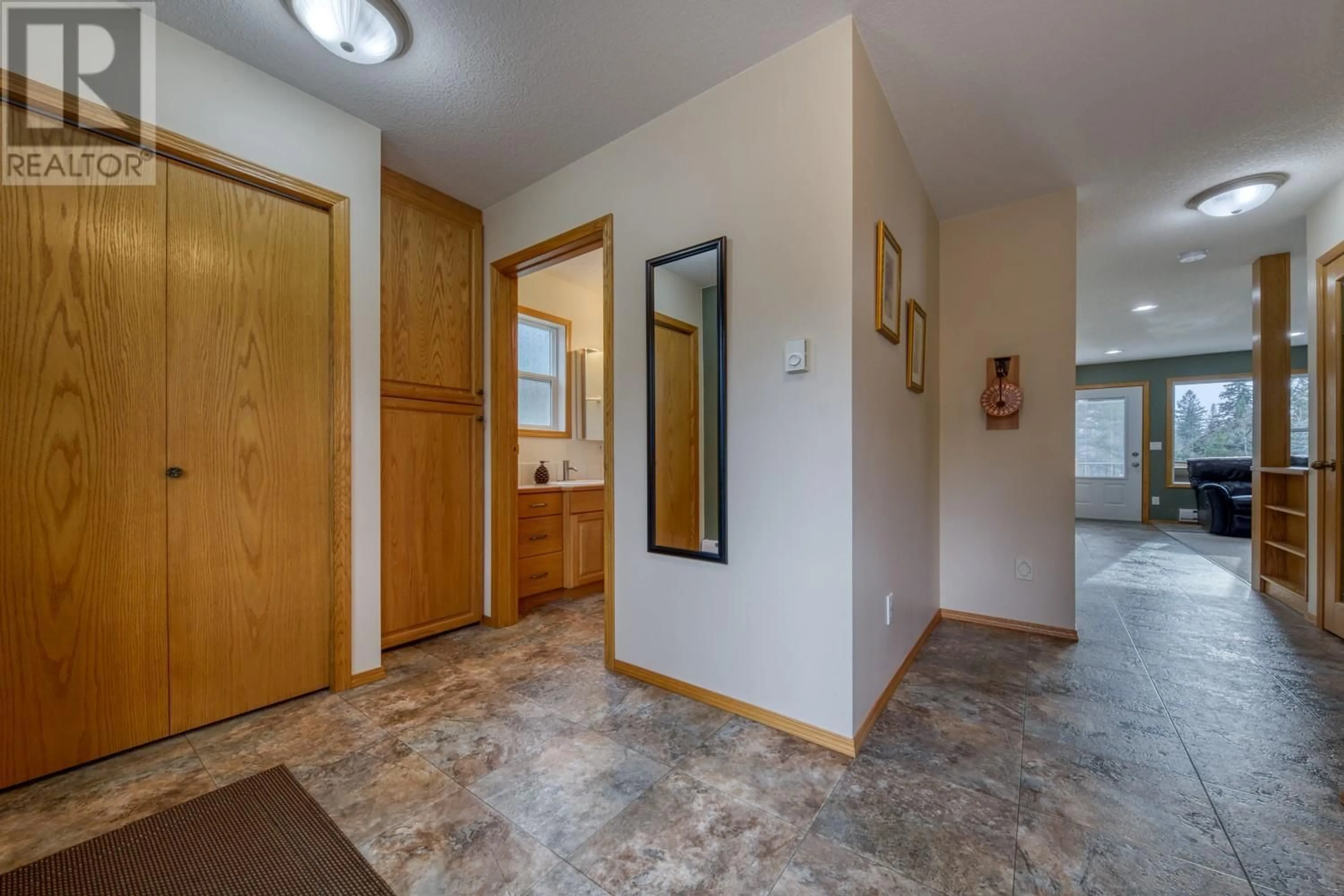 Indoor foyer, cement floor for 4880 James Street, Fairmont Hot Springs British Columbia V0A1L1