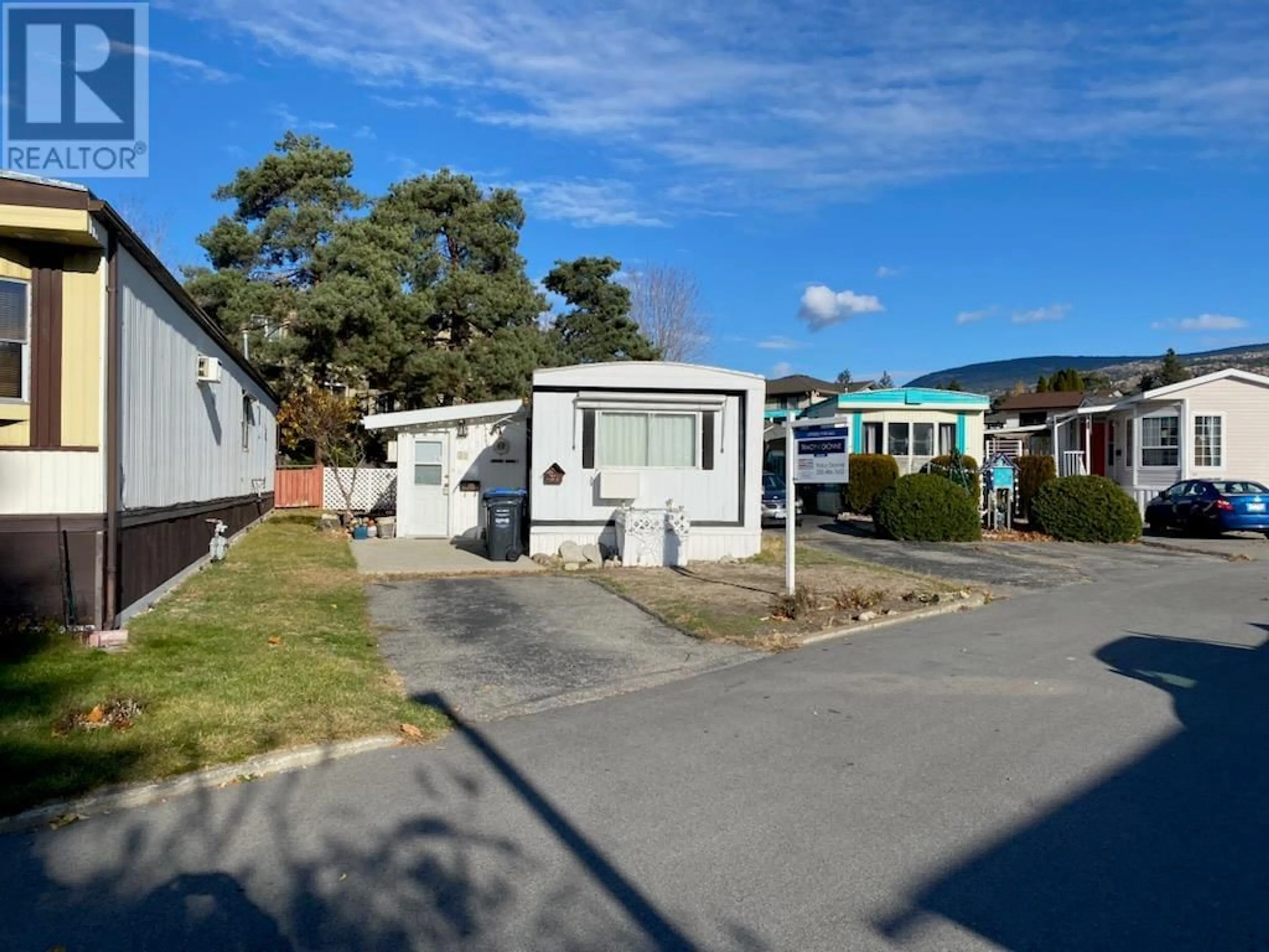 A pic from exterior of the house or condo, the street view for 197 Dauphin Avenue Unit# 30, Penticton British Columbia V2A3S3