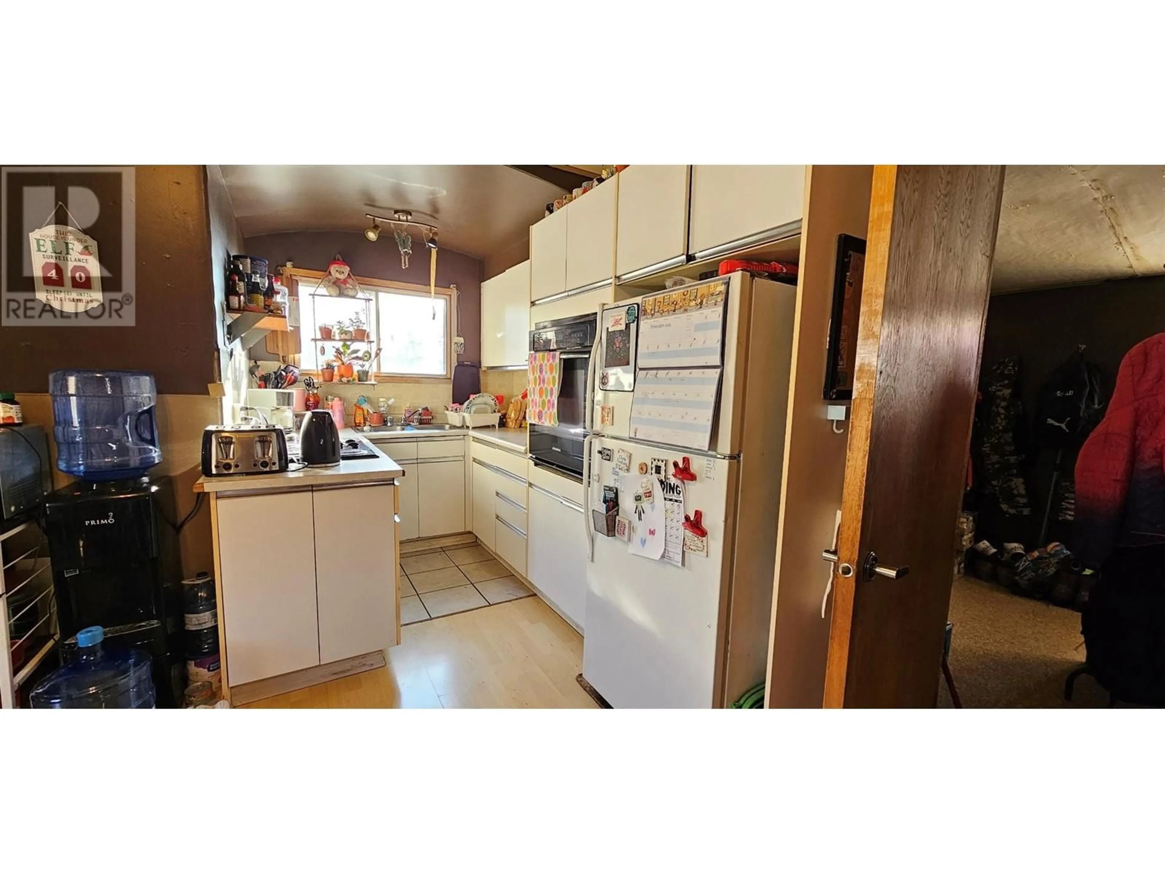 Kitchen, wood floors, cottage for 4966 Luck Avenue, Canal Flats British Columbia V0B1B0