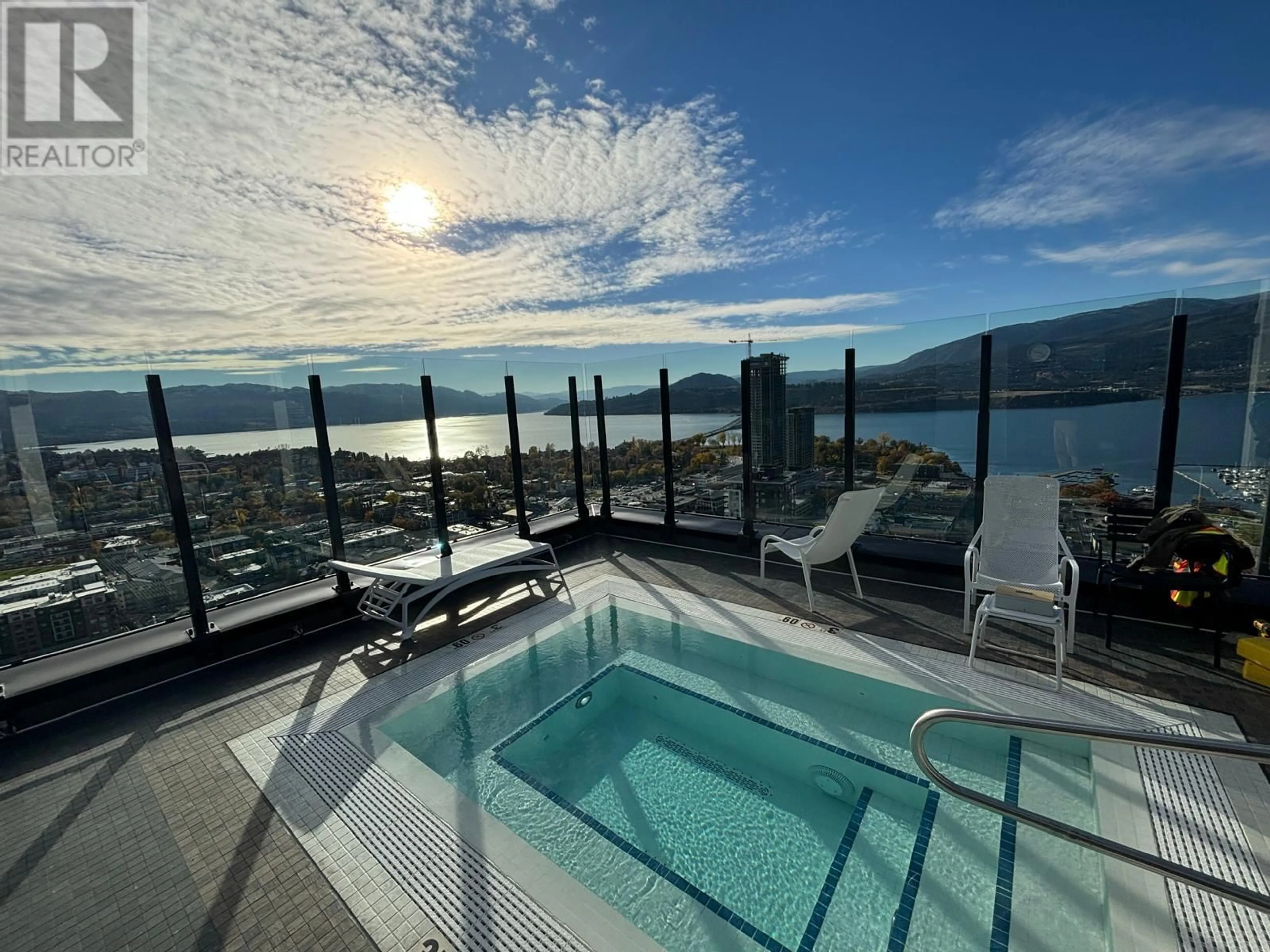 Pool for 2905 - 1488 BERTRAM STREET, Kelowna British Columbia V1Y0M6