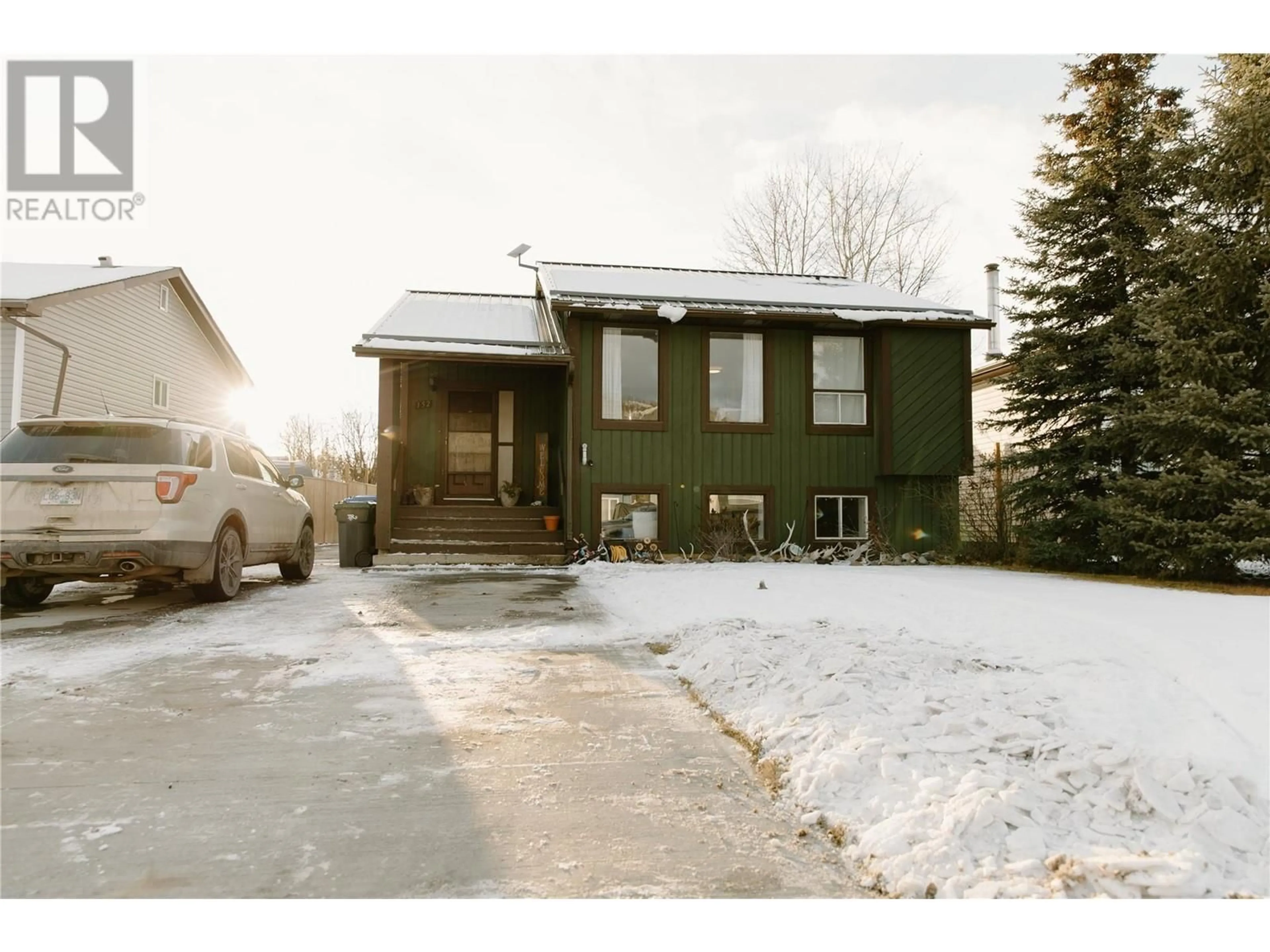 Frontside or backside of a home, the front or back of building for 152 Fellers Avenue, Tumbler Ridge British Columbia V0C2W0