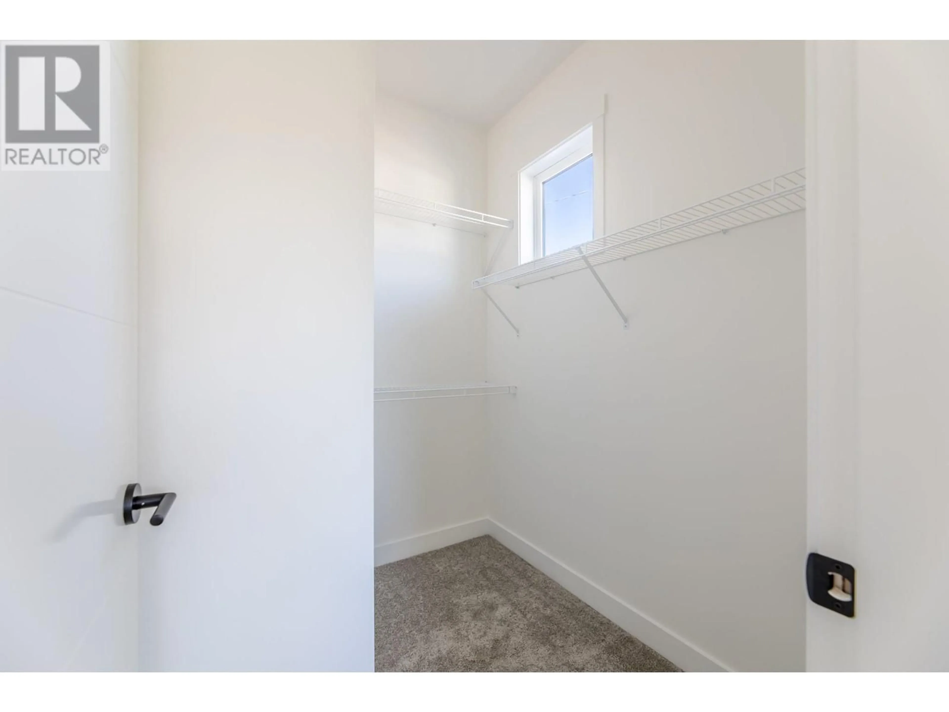 Unknown for 102 - 460 CONKLIN AVENUE, Penticton British Columbia V2A2T4