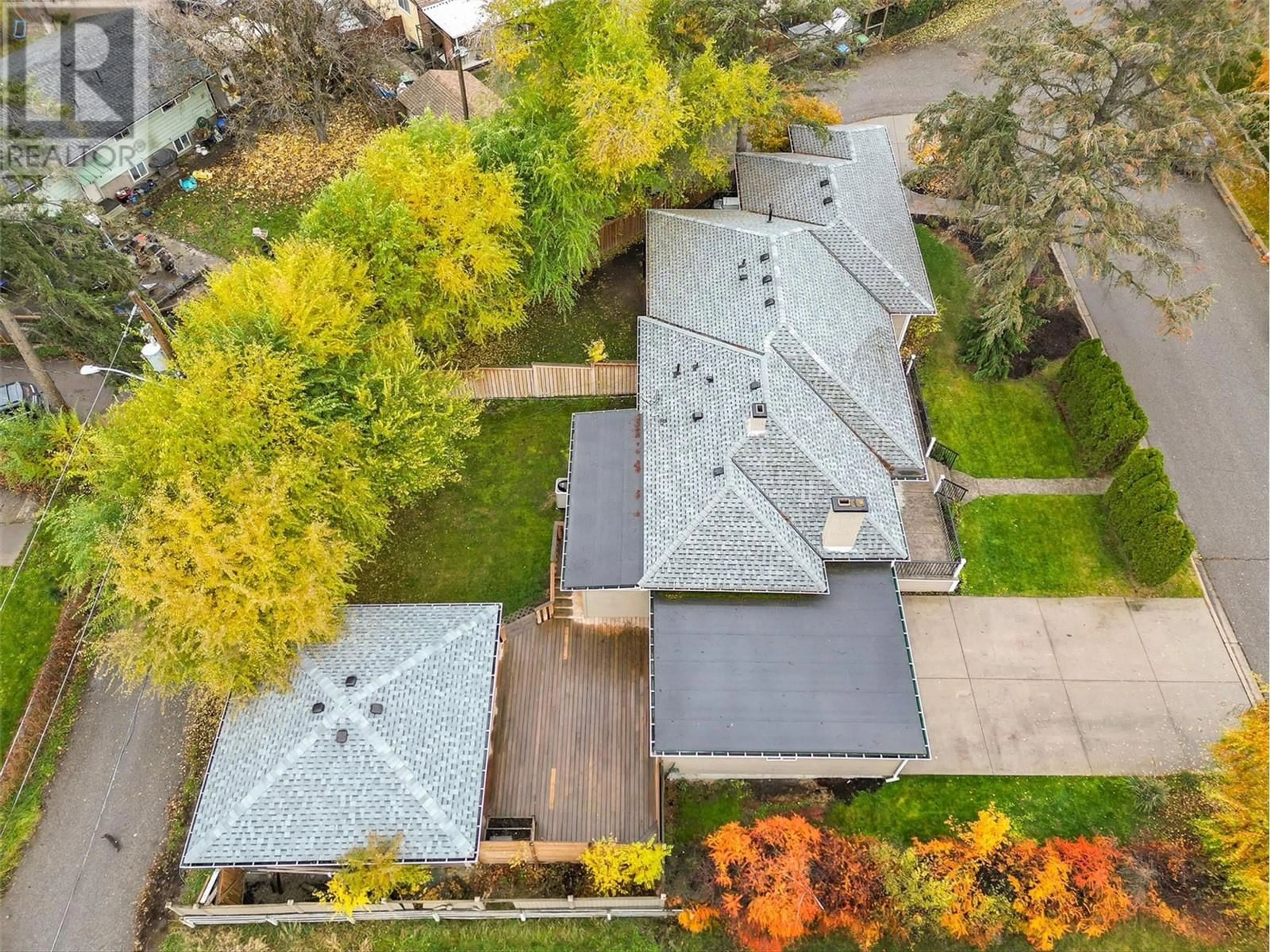 Patio, the fenced backyard for 1365 Mountainview Street Unit# 1&2, Kelowna British Columbia V1Y4N4