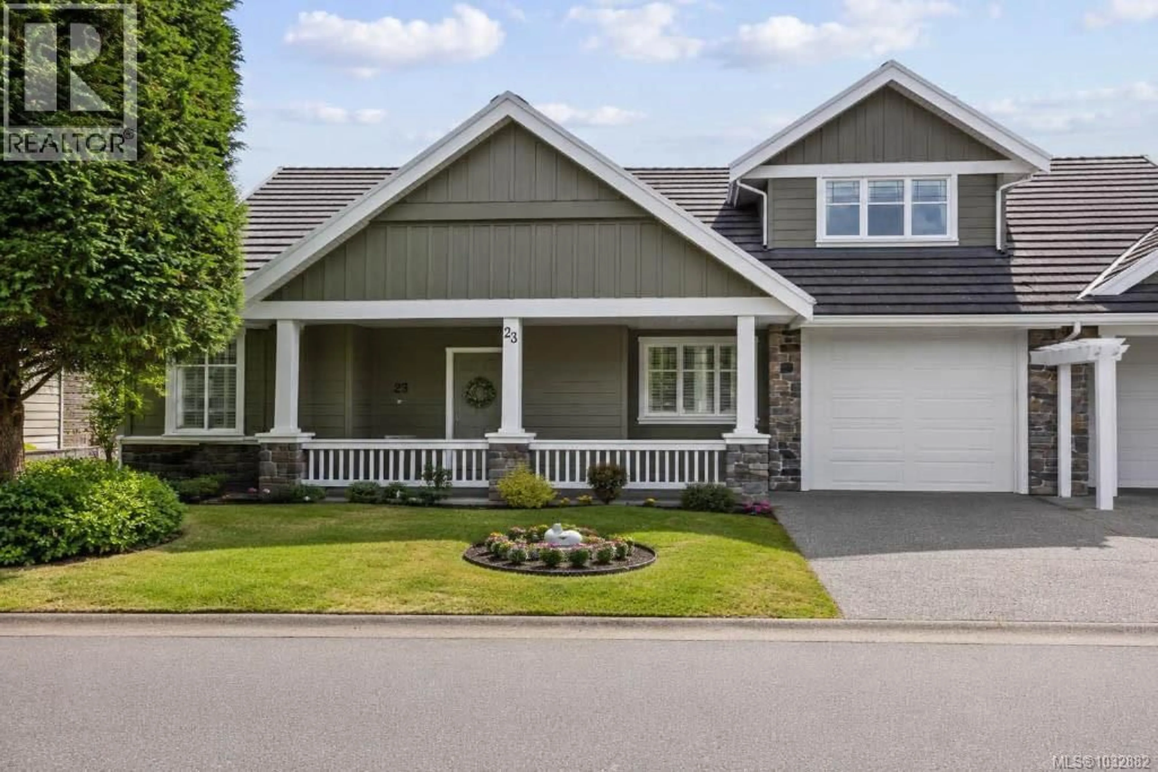 Home with vinyl exterior material, street for 23 - 2727 BRISTOL WAY, Courtenay British Columbia V9N3R4