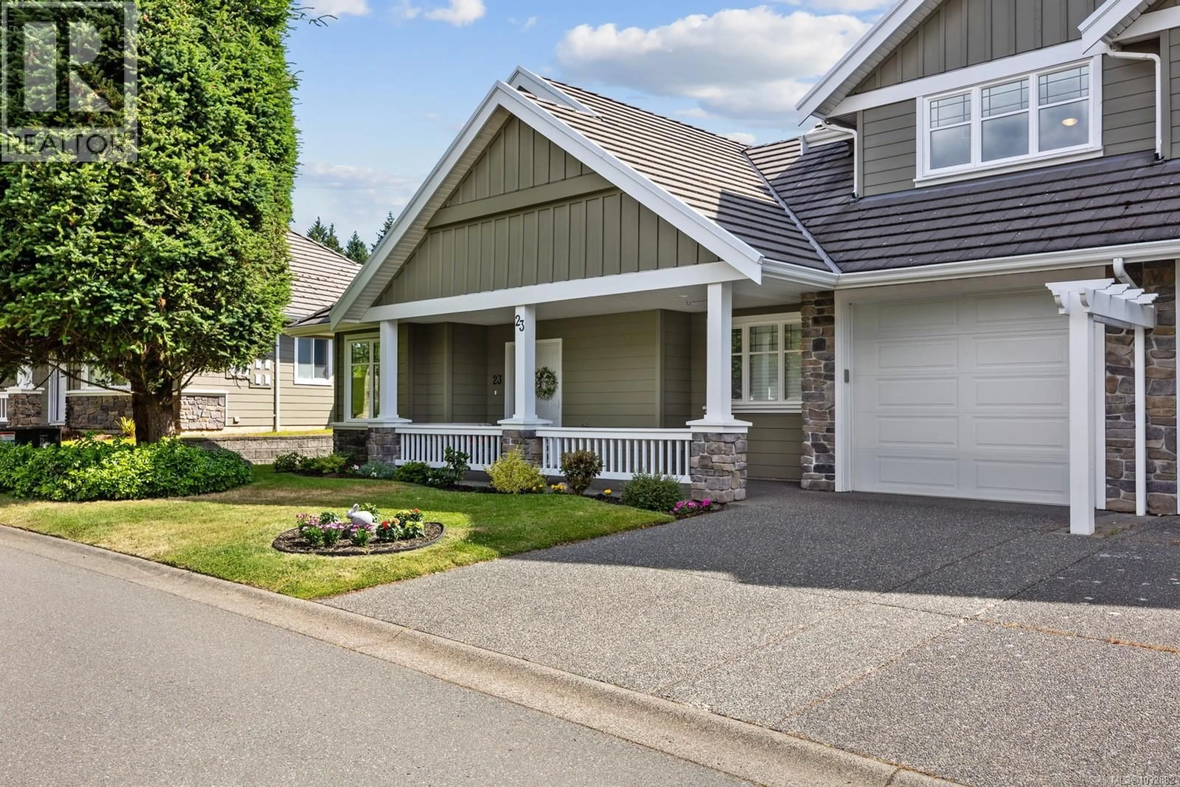 Home with vinyl exterior material, street for 23 - 2727 BRISTOL WAY, Courtenay British Columbia V9N3R4