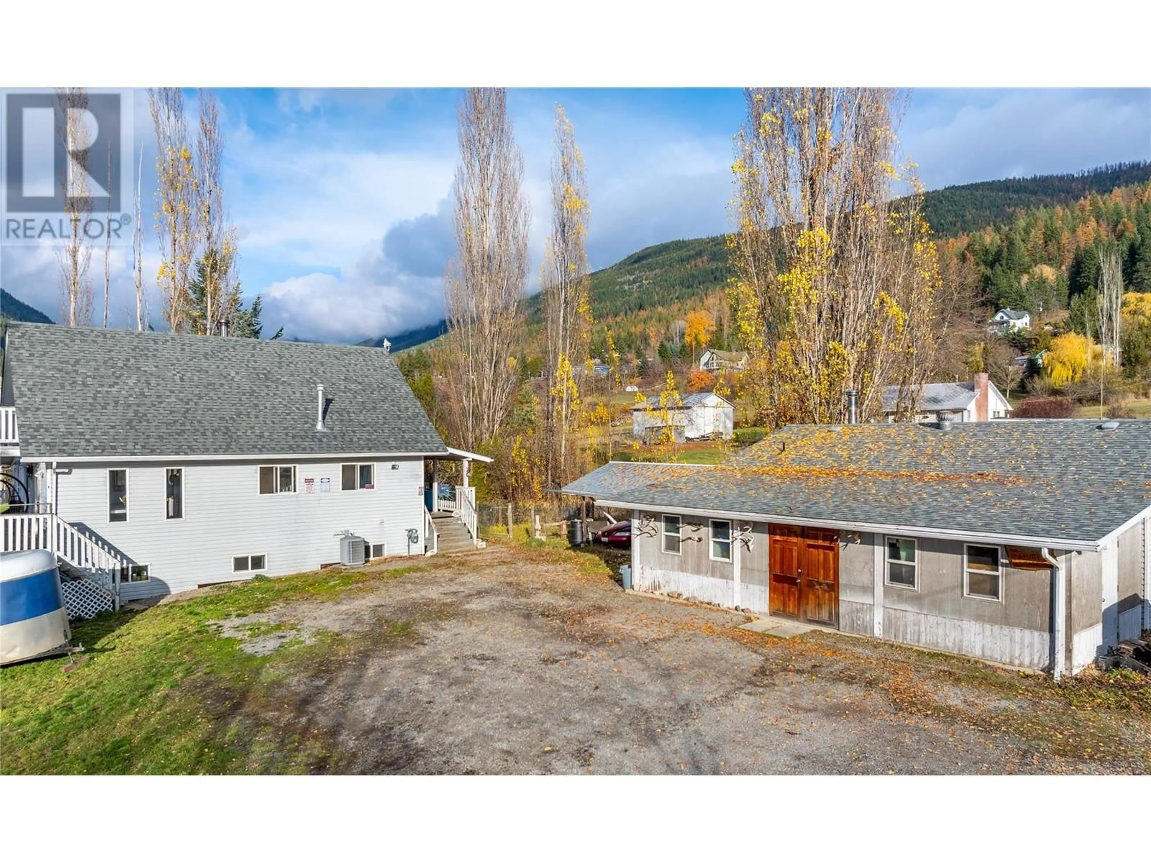 Frontside or backside of a home, cottage for 610 WYNNDEL Road, Wynndel British Columbia V0B2N0