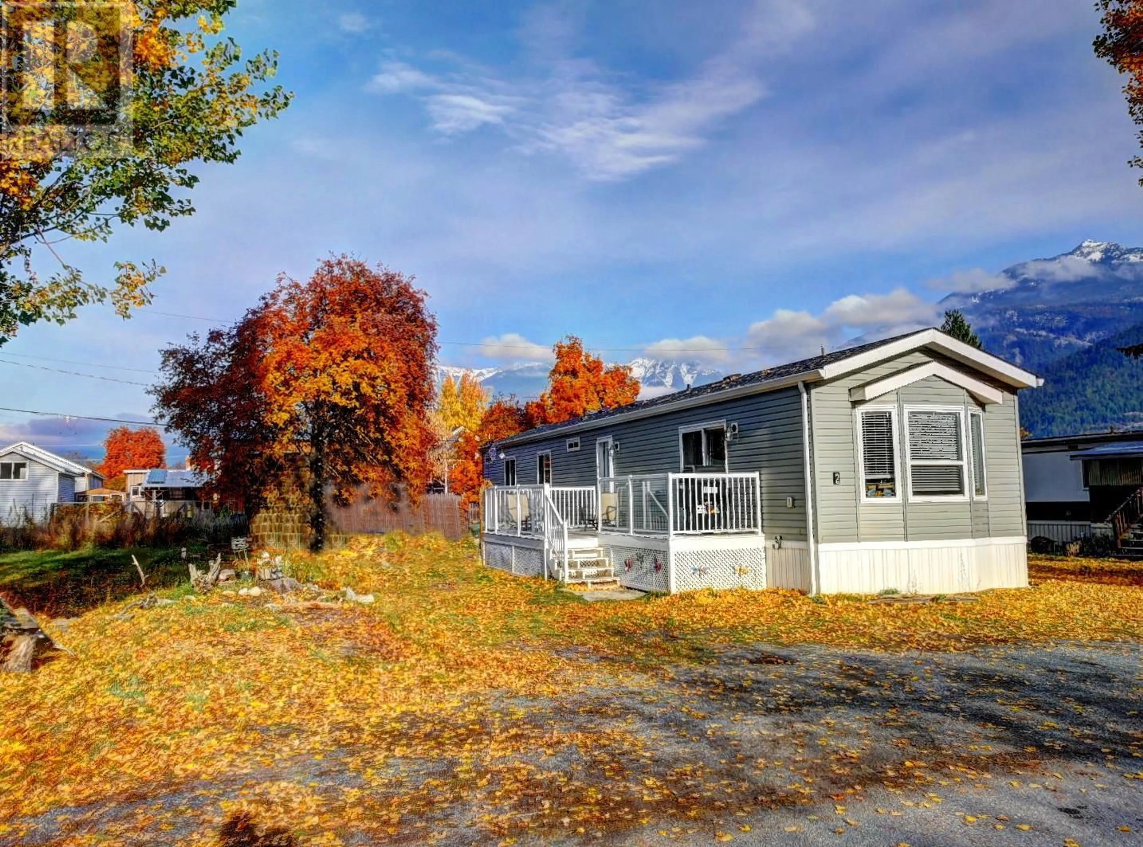 Home with vinyl exterior material, unknown for 2 - 244 E AVENUE, Kaslo British Columbia V0G1M0