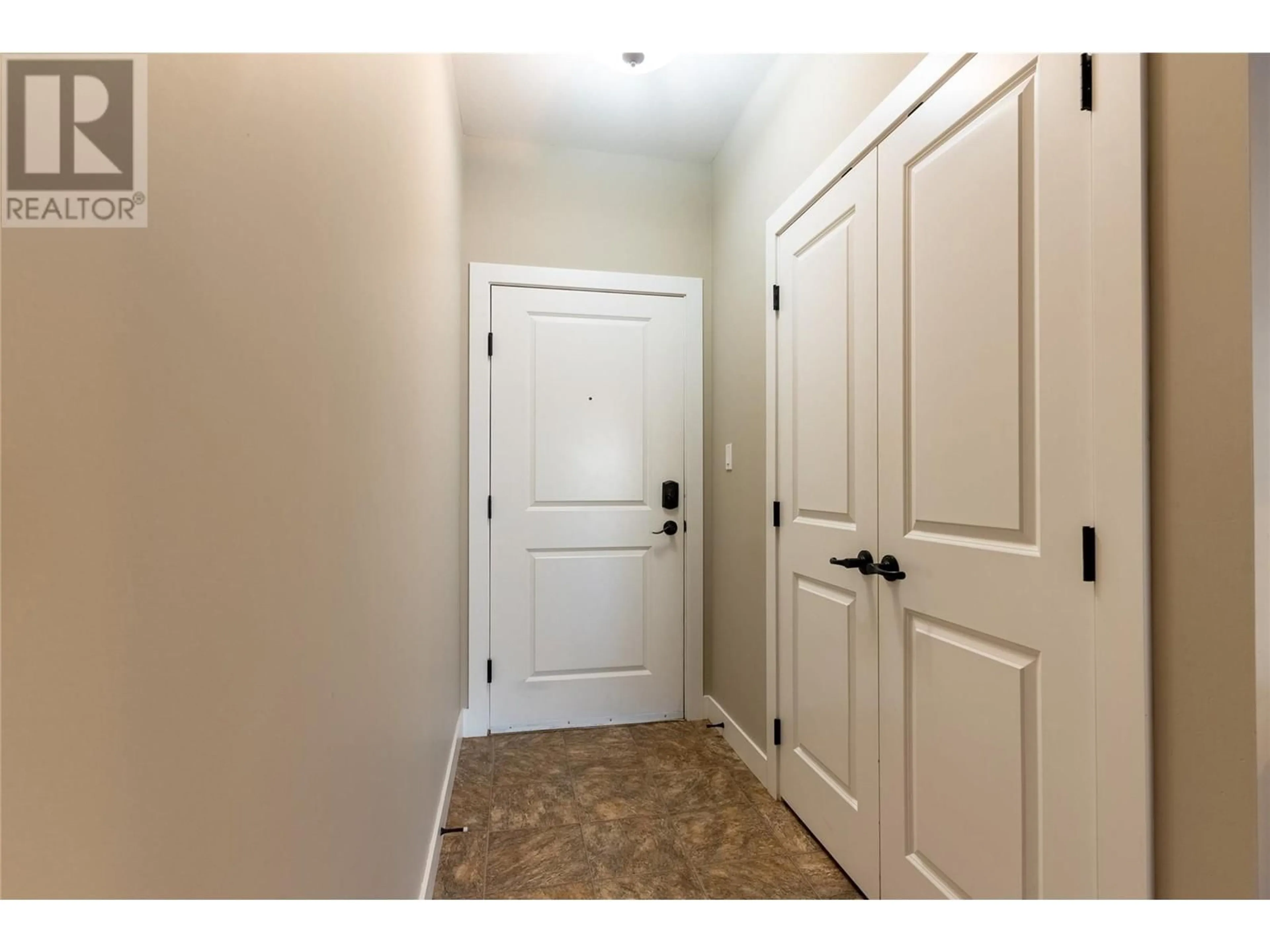 Indoor entryway, wood floors for 5170 DALLAS Drive Unit# 409, Kamloops British Columbia V2C0C7