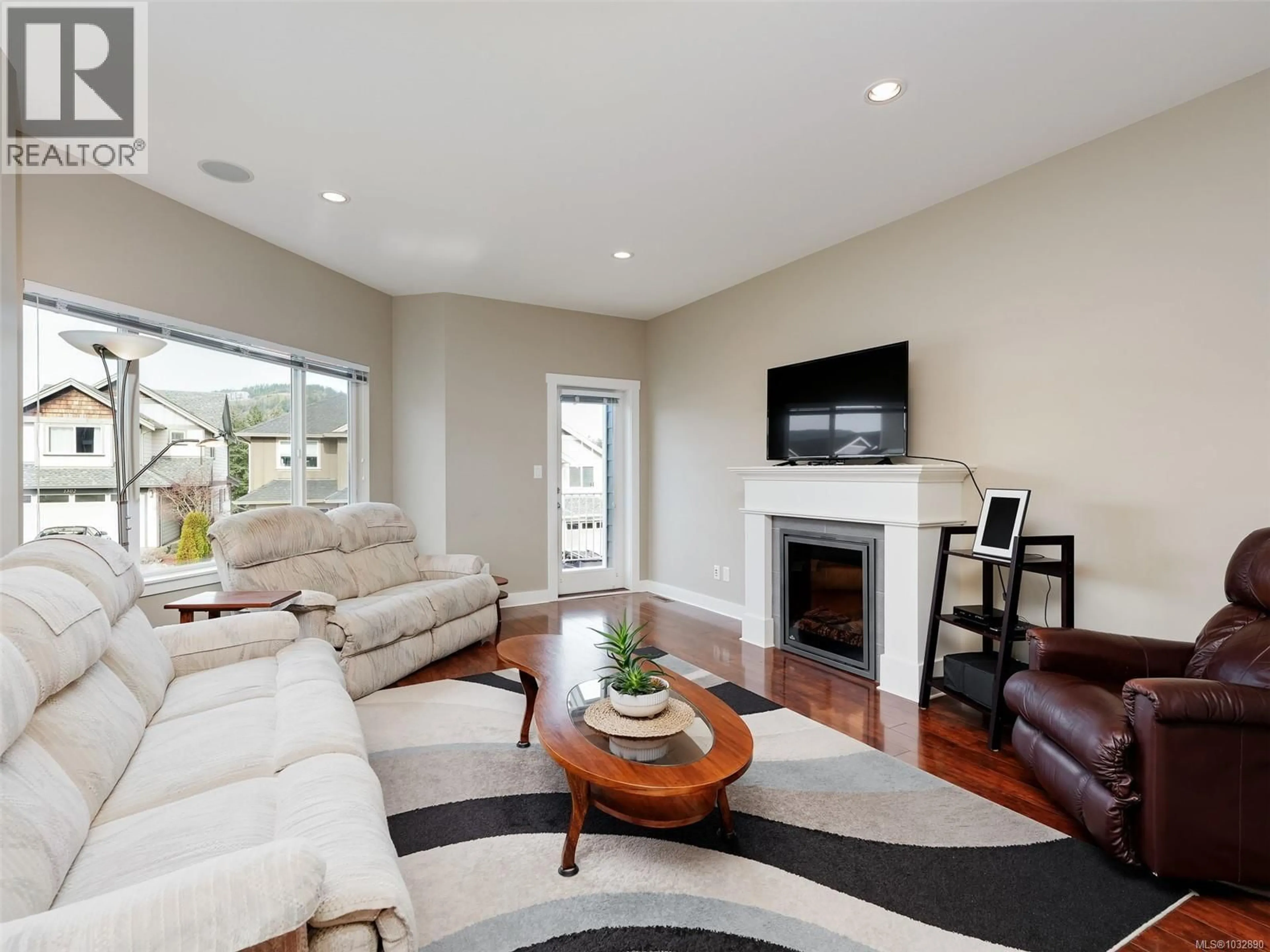 Living room with furniture, unknown for 1236 FRESHWATER CRESCENT, Langford British Columbia V9B0L9