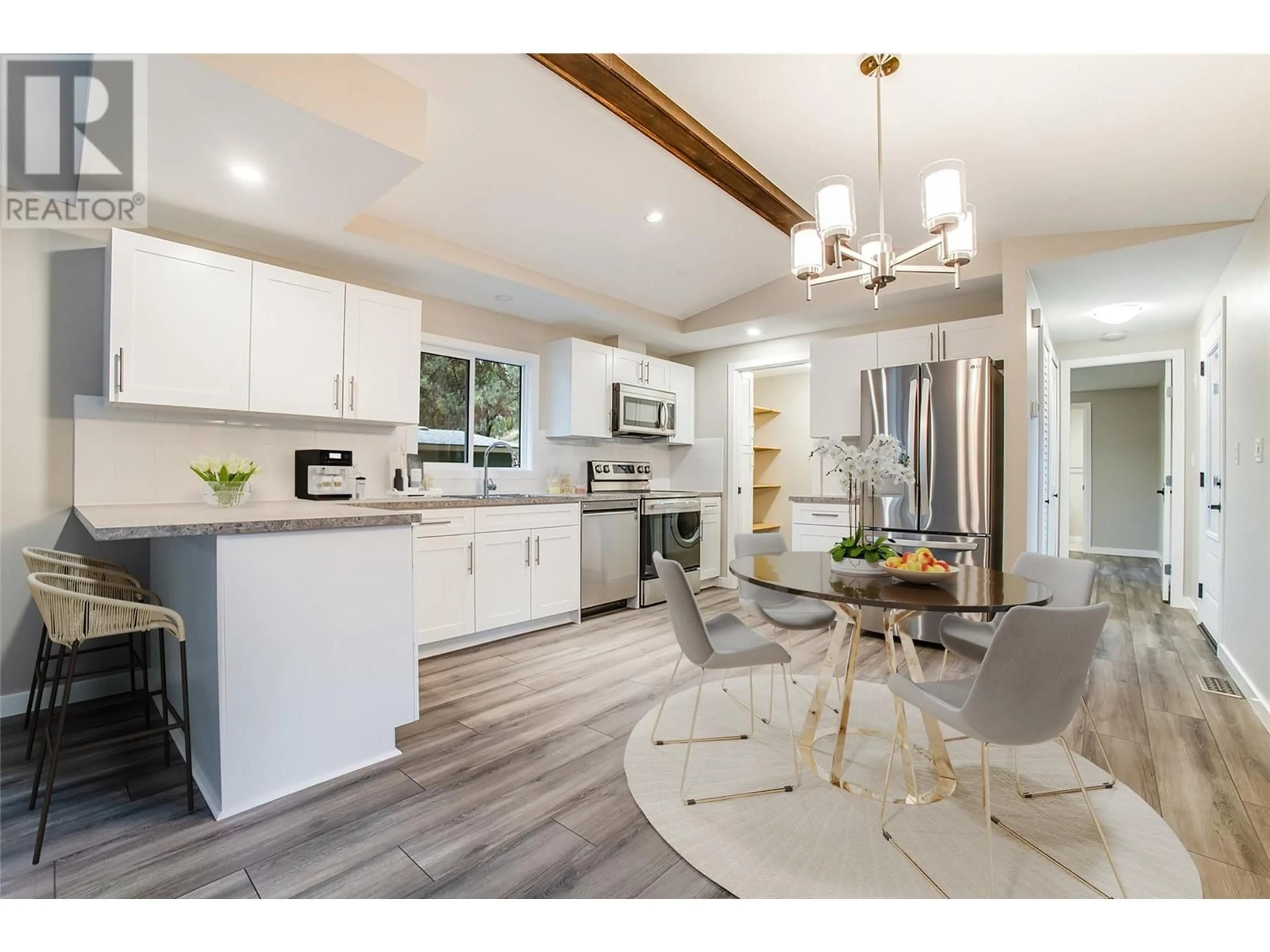 Open concept kitchen for 1929 Highway 97 S Unit# 98, West Kelowna British Columbia V1Z2Z1