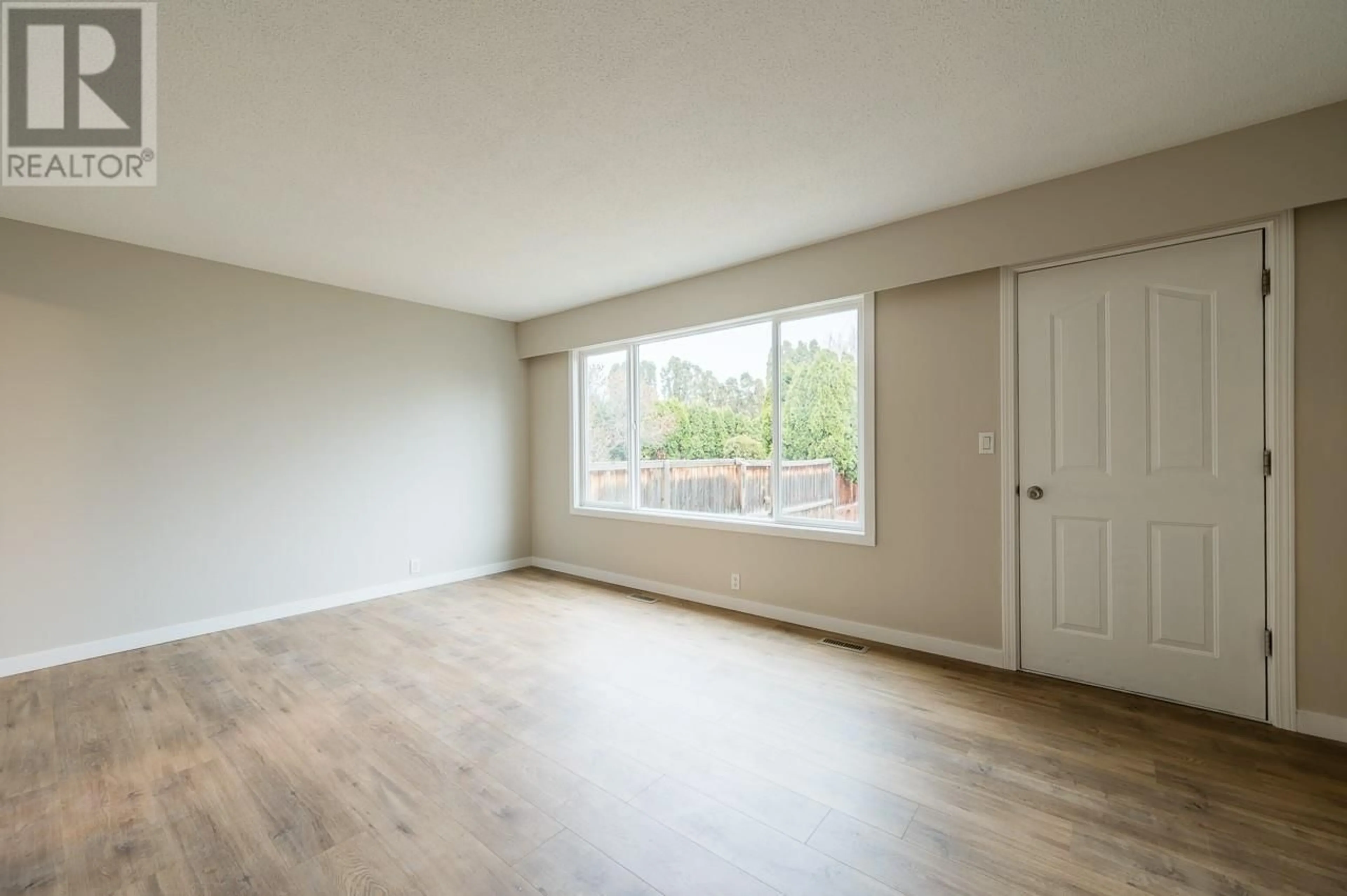 A pic of a room, wood floors for 800 SOUTHILL Street Unit# 16, Kamloops British Columbia V2B7N1