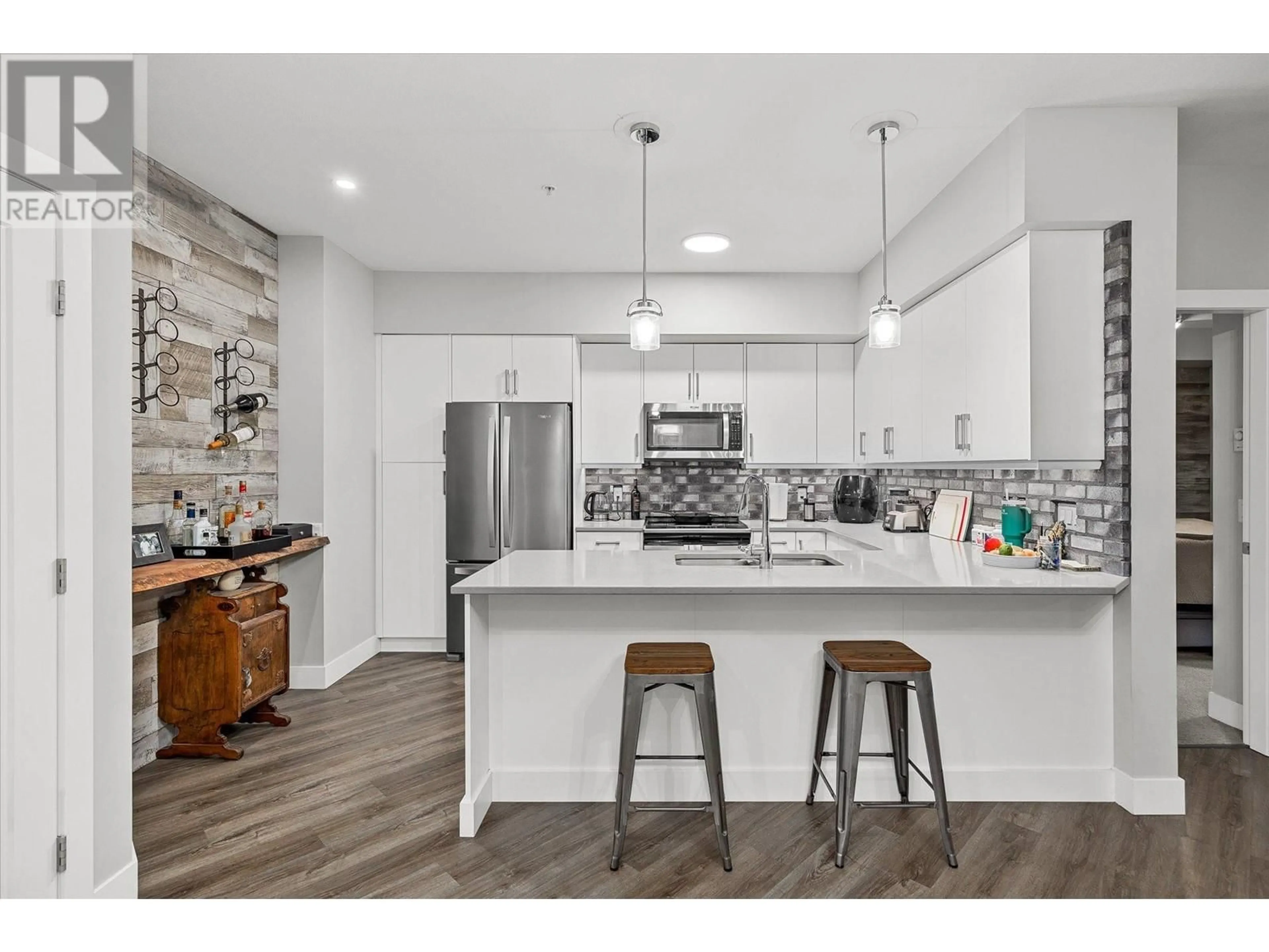 Open concept kitchen, unknown for 216 - 3090 BURTCH ROAD, Kelowna British Columbia V1W5G9