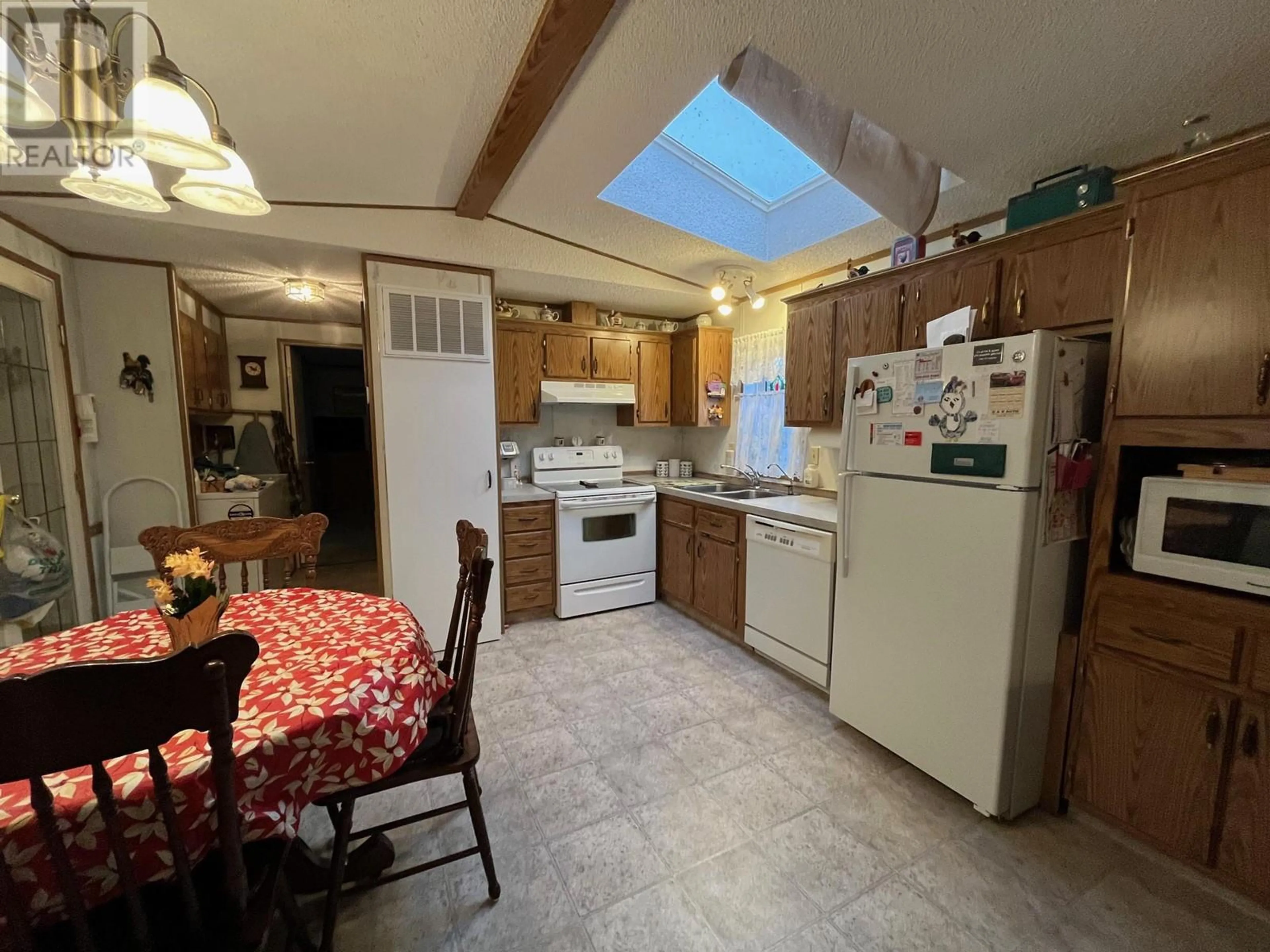 Standard kitchen, unknown for C16 - 4505 MCLEAN CREEK ROAD, Okanagan Falls British Columbia V0H1R1