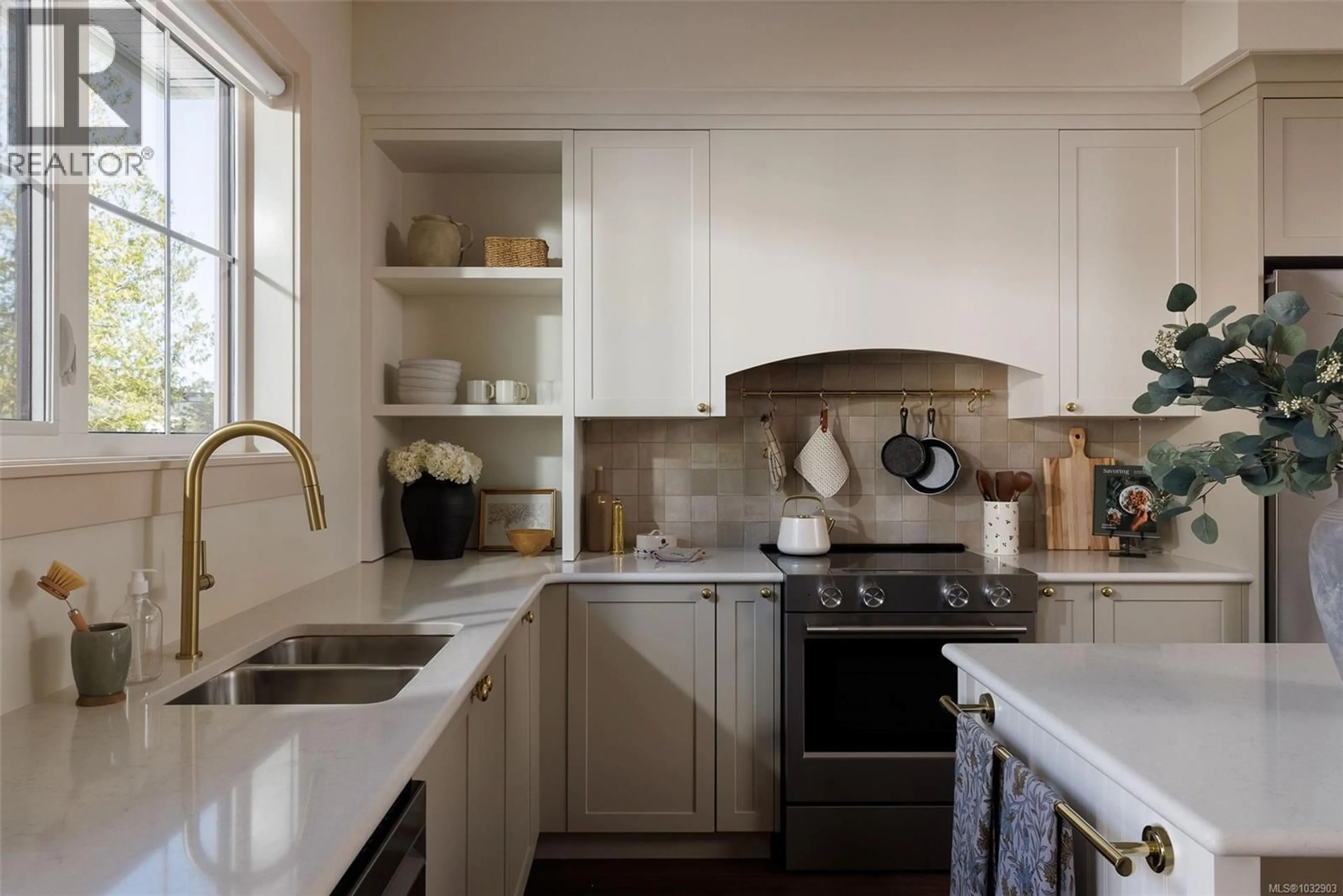 Contemporary kitchen, ceramic/tile floor for 3522 GREYSTONE CLOSE, Langford British Columbia V9C3X2