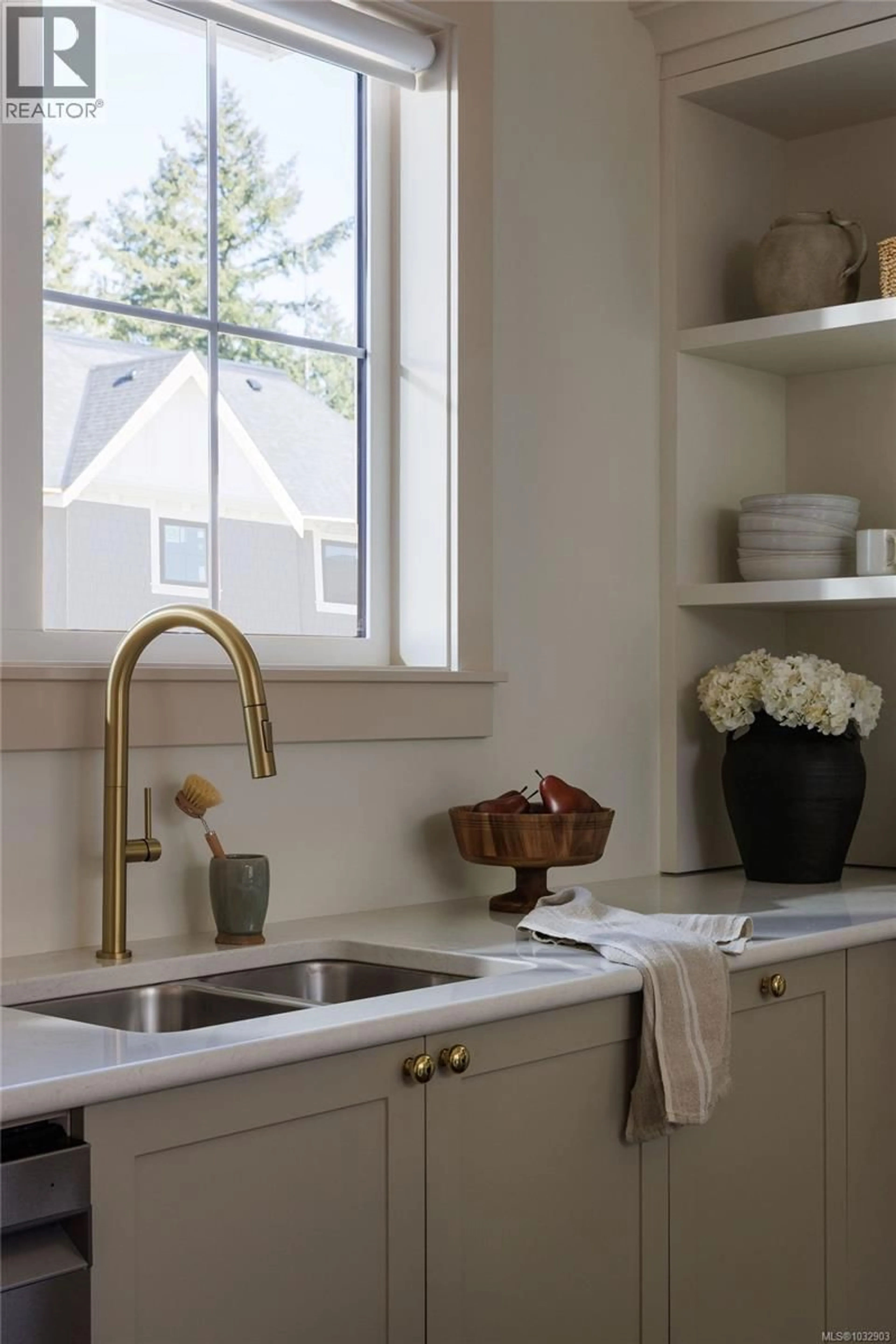 Contemporary kitchen, ceramic/tile floor for 3522 GREYSTONE CLOSE, Langford British Columbia V9C3X2
