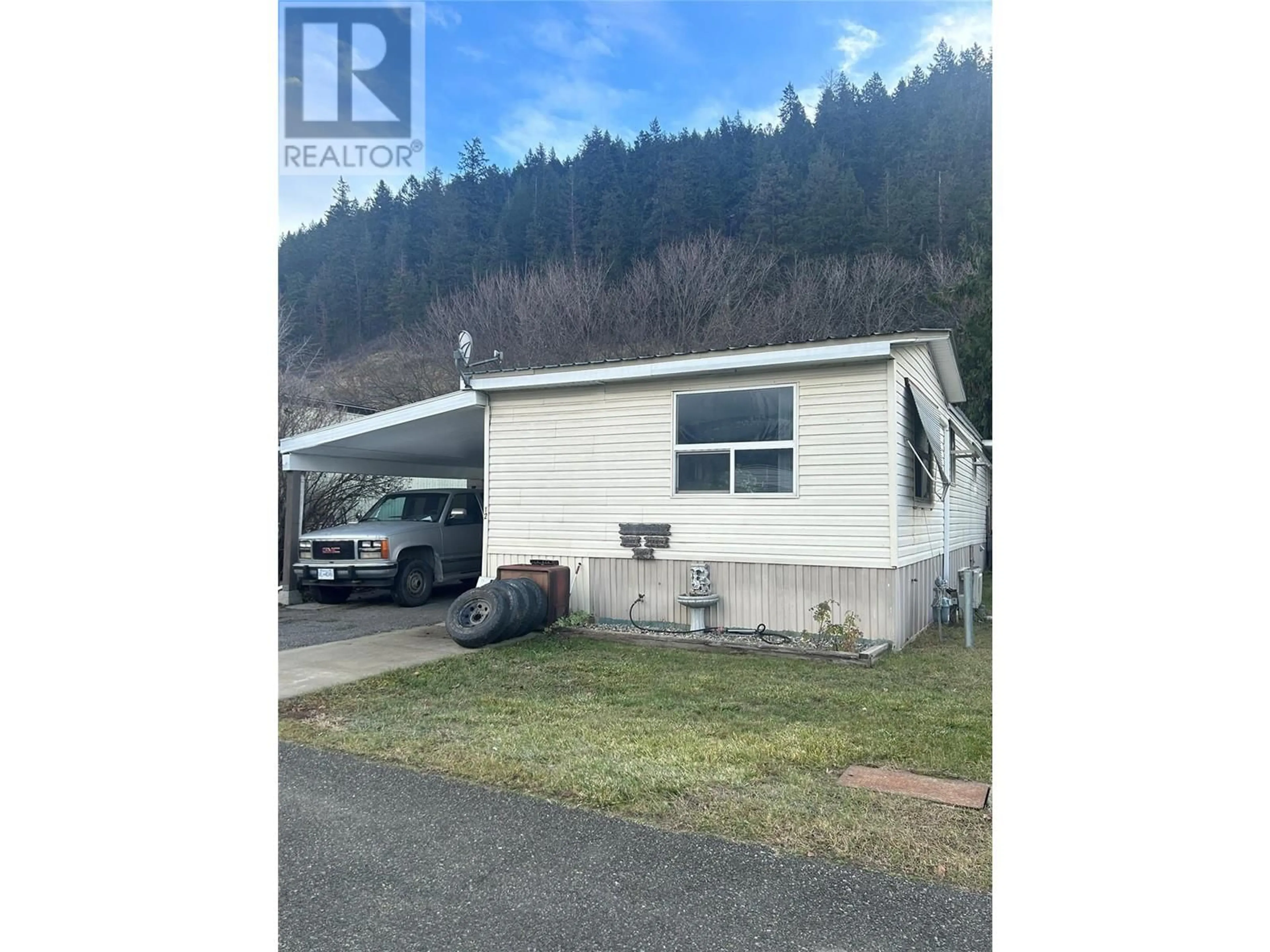 A pic from exterior of the house or condo, the front or back of building for 161 Shuswap Avenue Unit# 12, Chase British Columbia V0E1M0