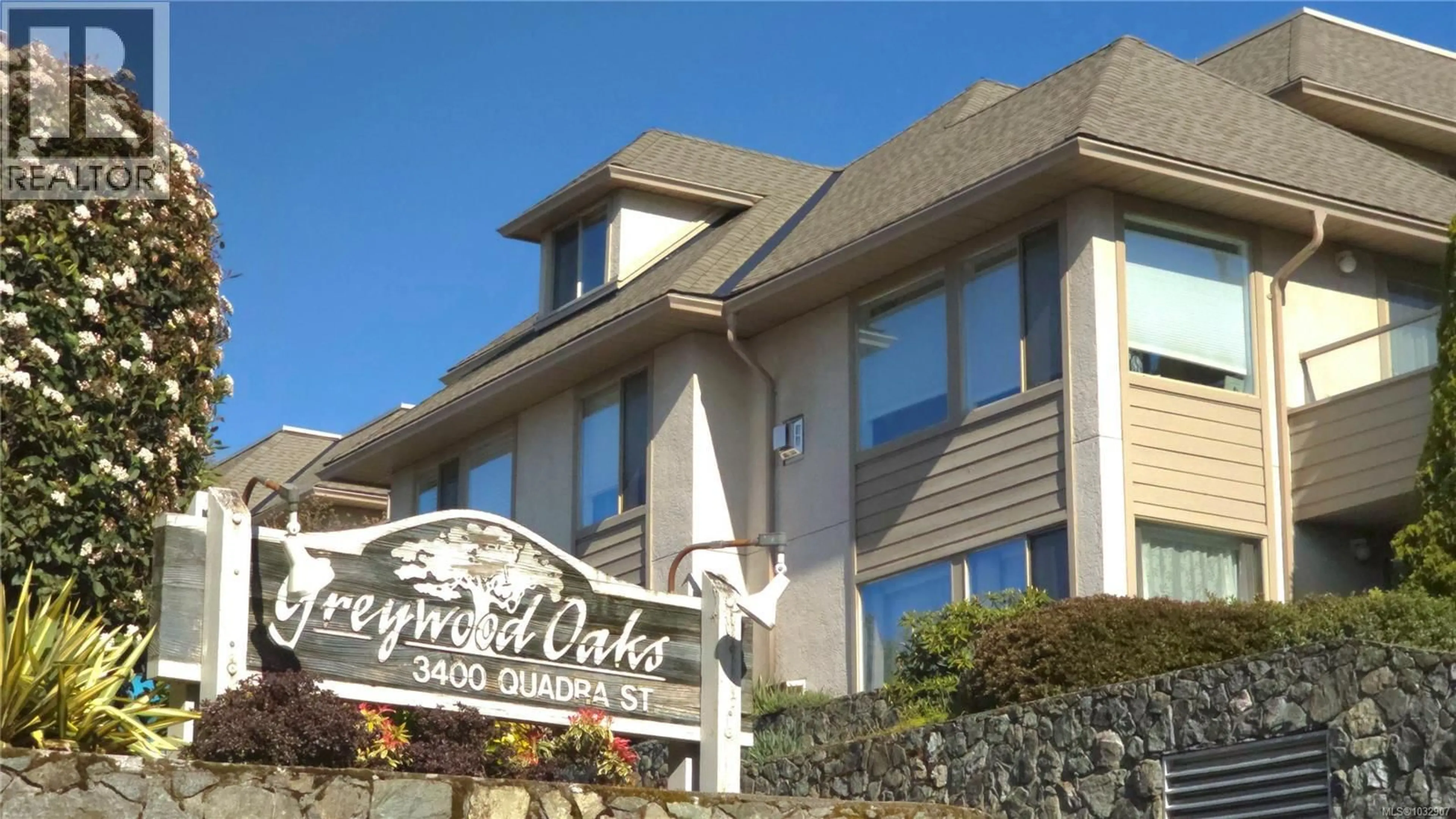 Unknown for 101 - 3400 QUADRA STREET, Saanich British Columbia V8Z6E3