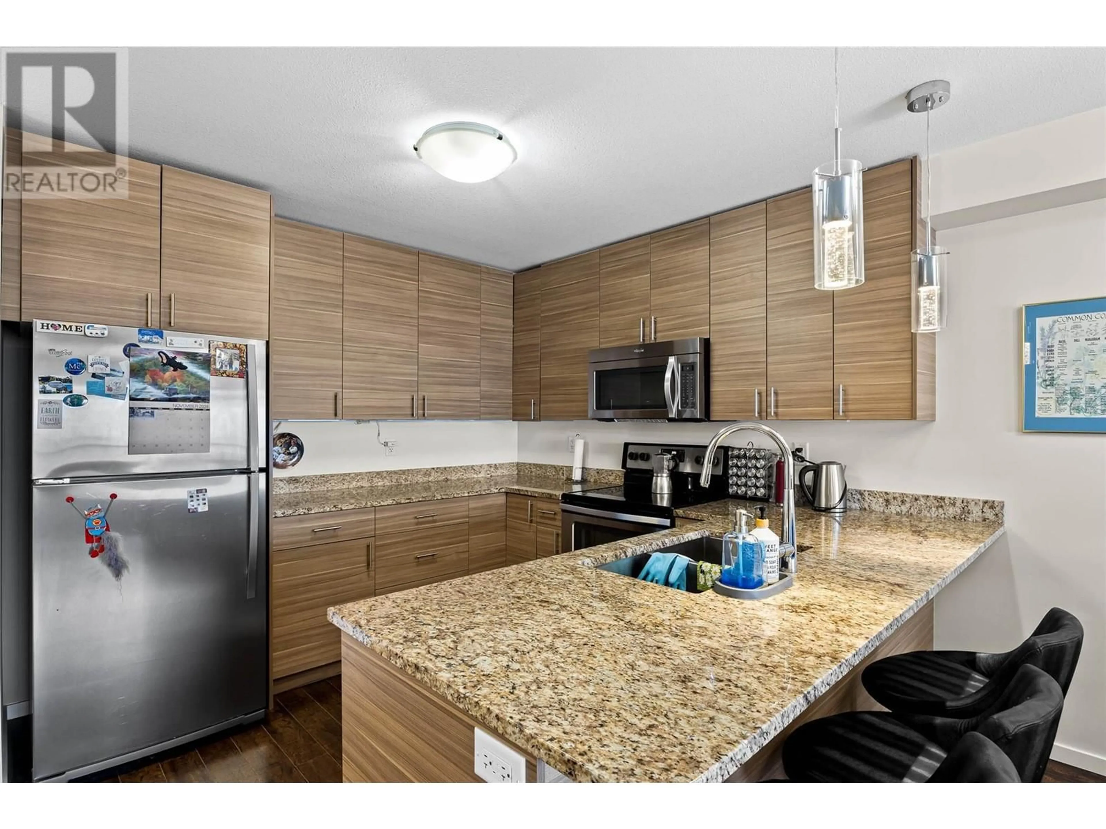 Standard kitchen, wood floors for 1200 HARRISON Place Unit# 306, Kamloops British Columbia V1S1M1