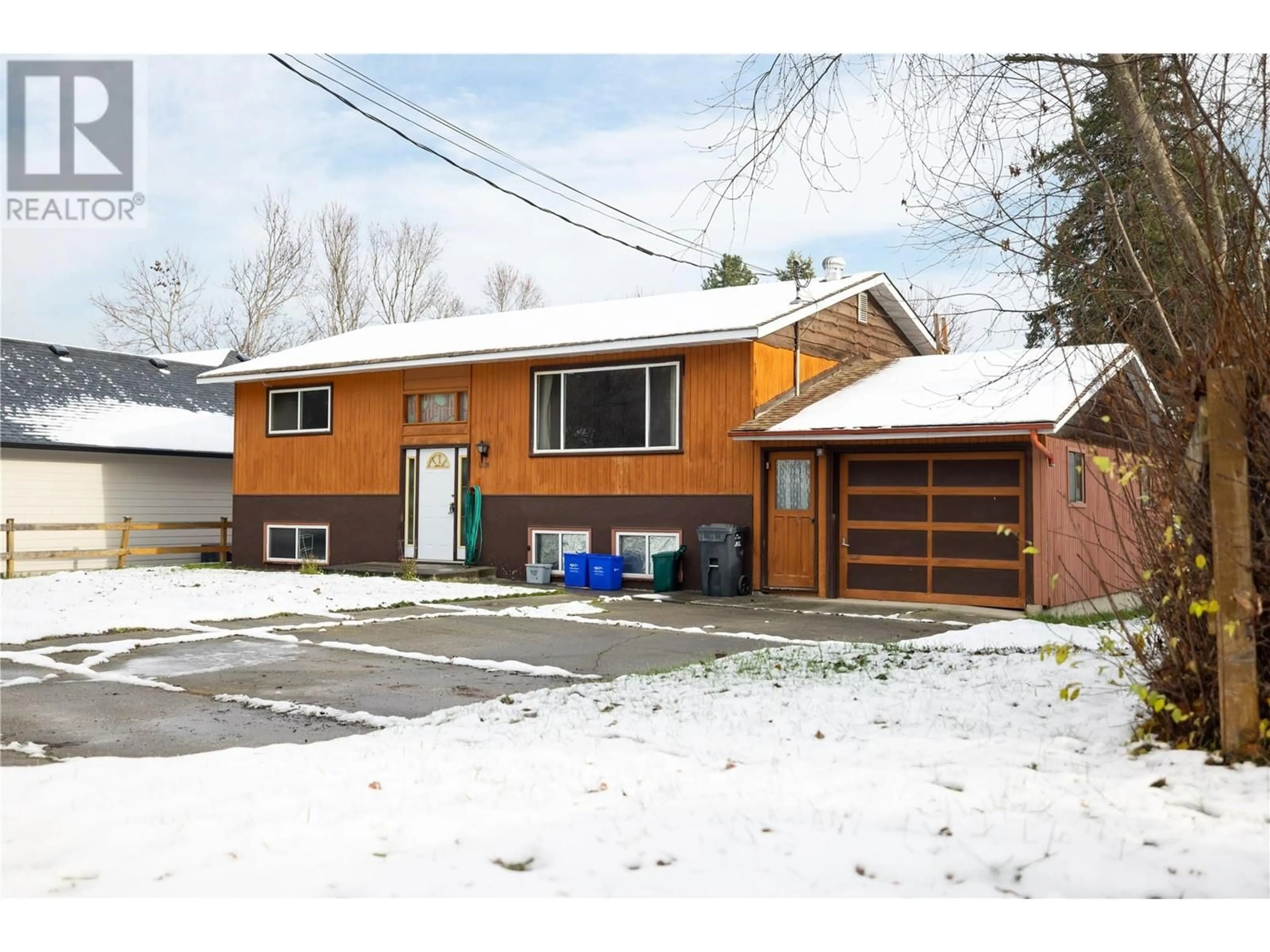 Frontside or backside of a home for 3220 Patterson Street, Armstrong British Columbia V0E1B0