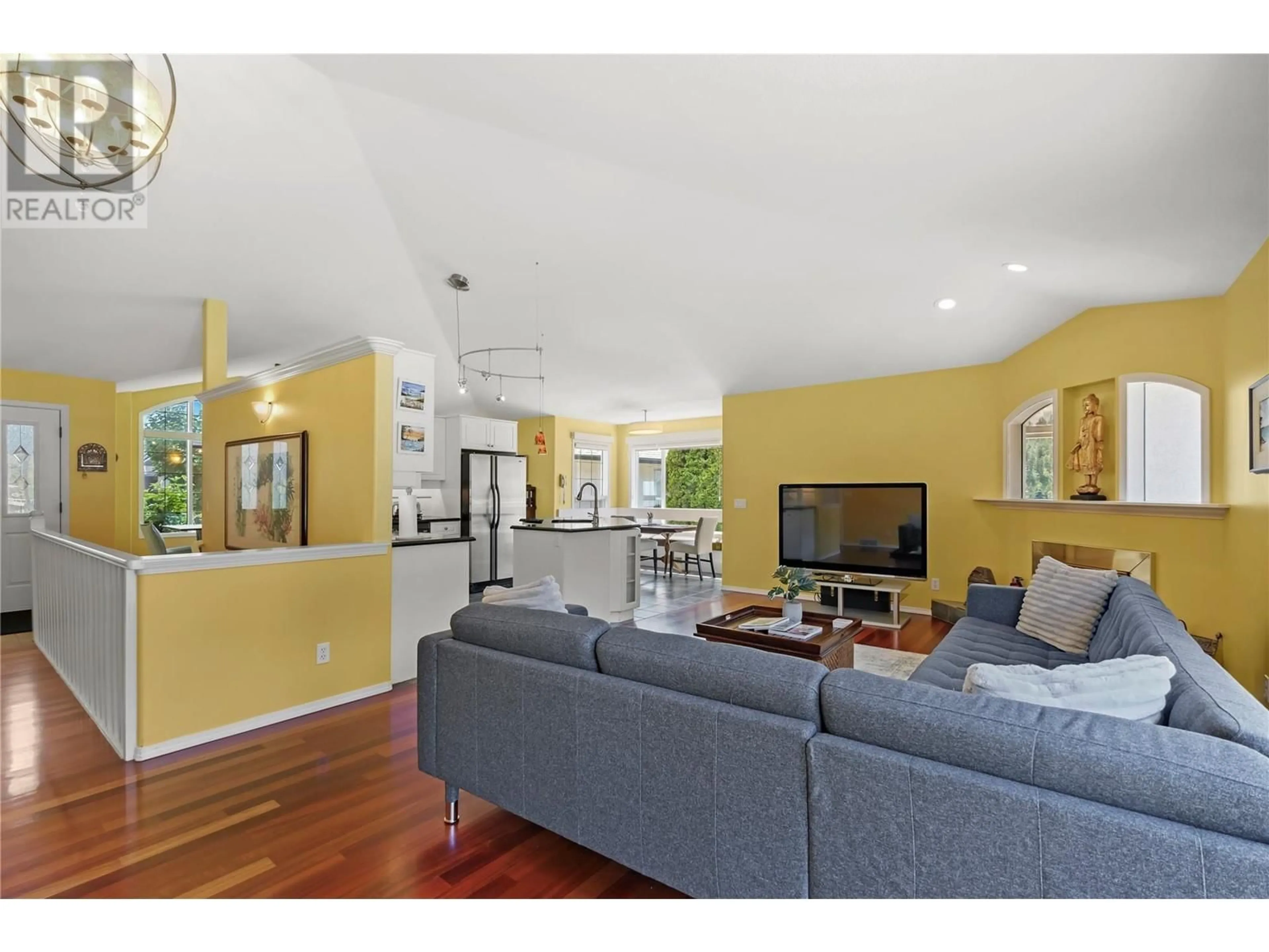 Living room, wood floors for 773 Siwash Court, Kelowna British Columbia V1V1N5