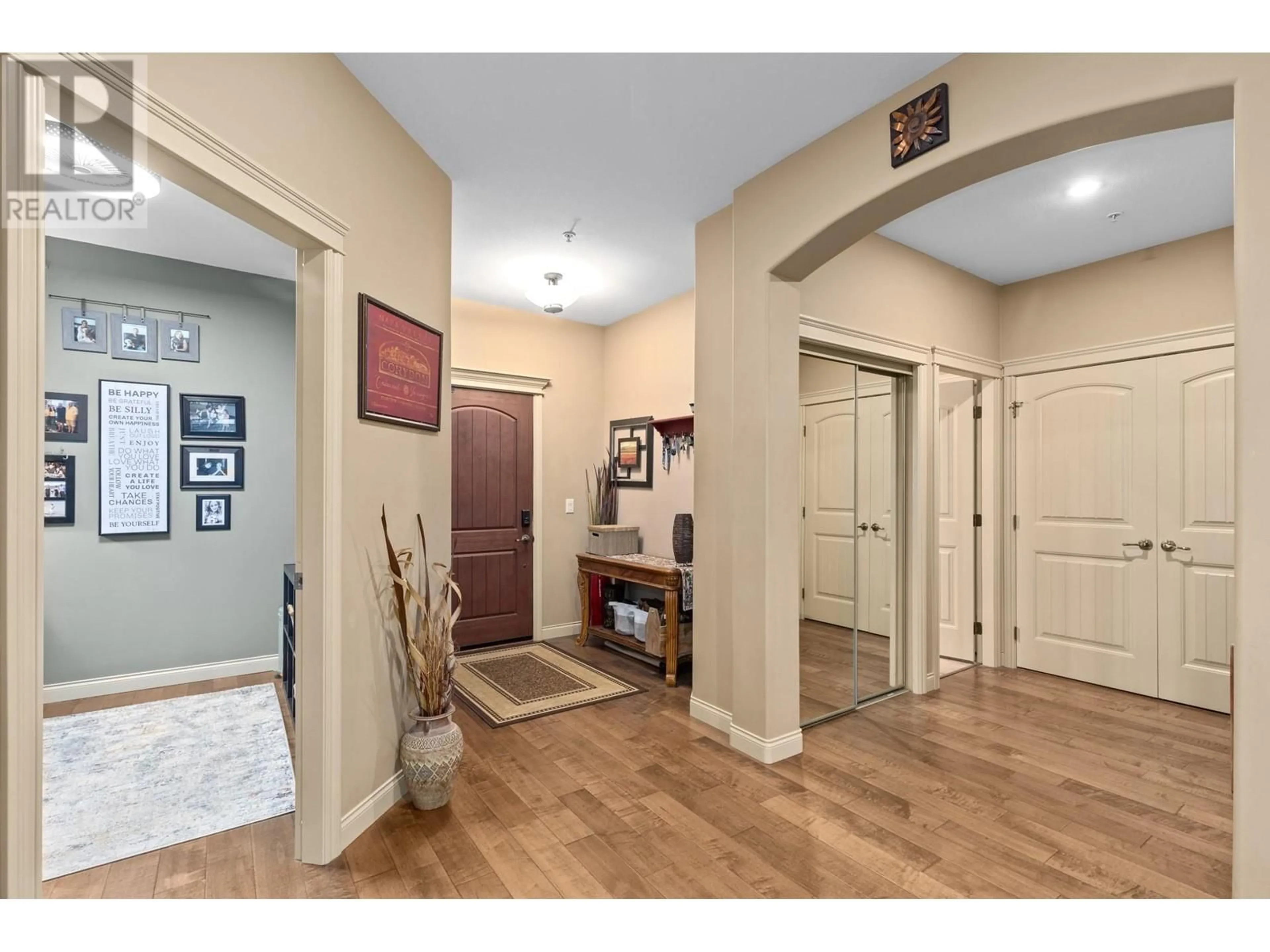 Indoor entryway, wood floors for 2760 Auburn Road Unit# 103 Lot# Lot 72, West Kelowna British Columbia V4T4C2