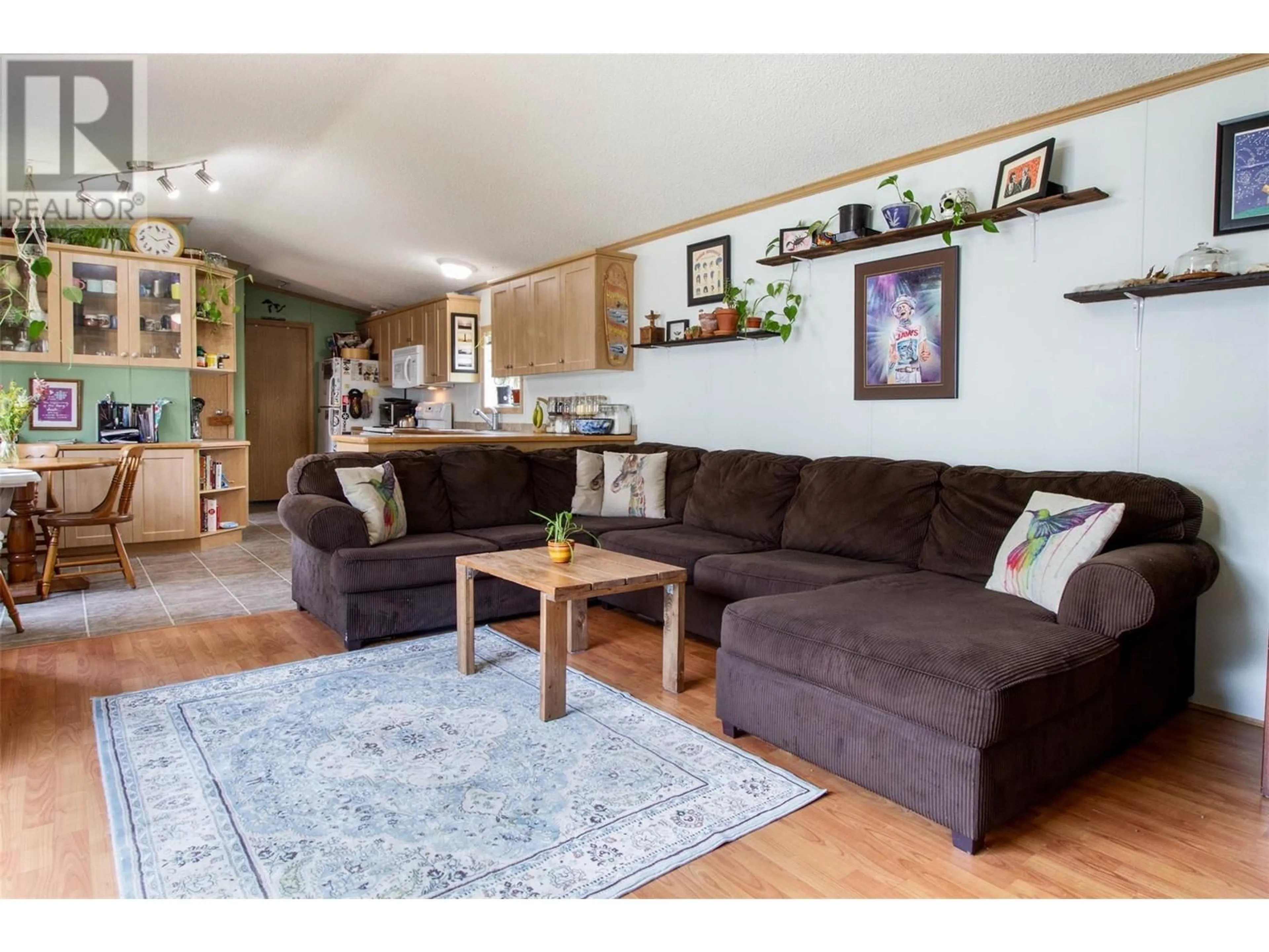 Living room, wood floors for 19 1200 Oscar Street, Revelstoke British Columbia V0E2S0