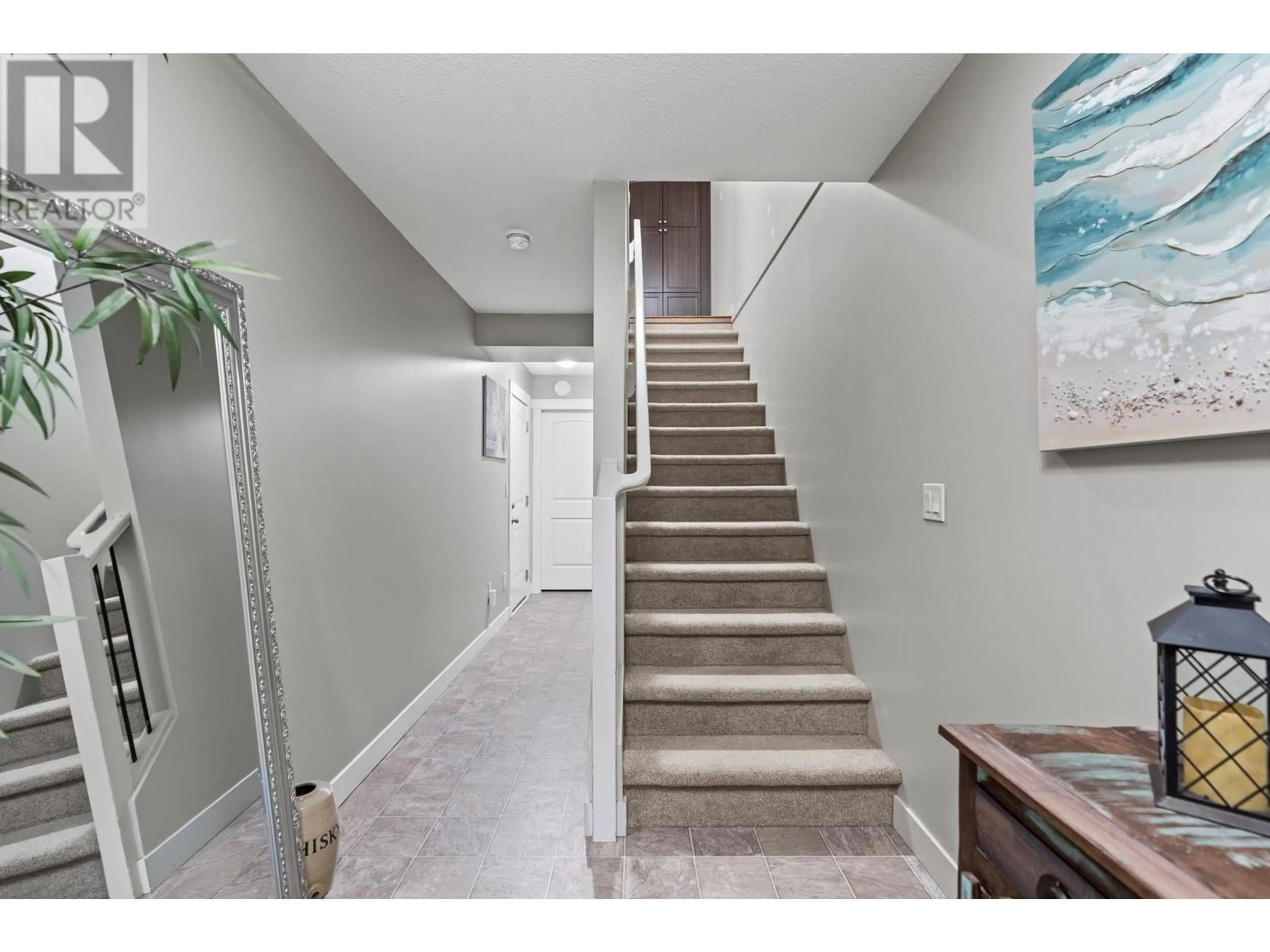 Indoor foyer, cement floor for 3780 Schubert Road Unit# 128 Lot# 35, Armstrong British Columbia V0E1B4