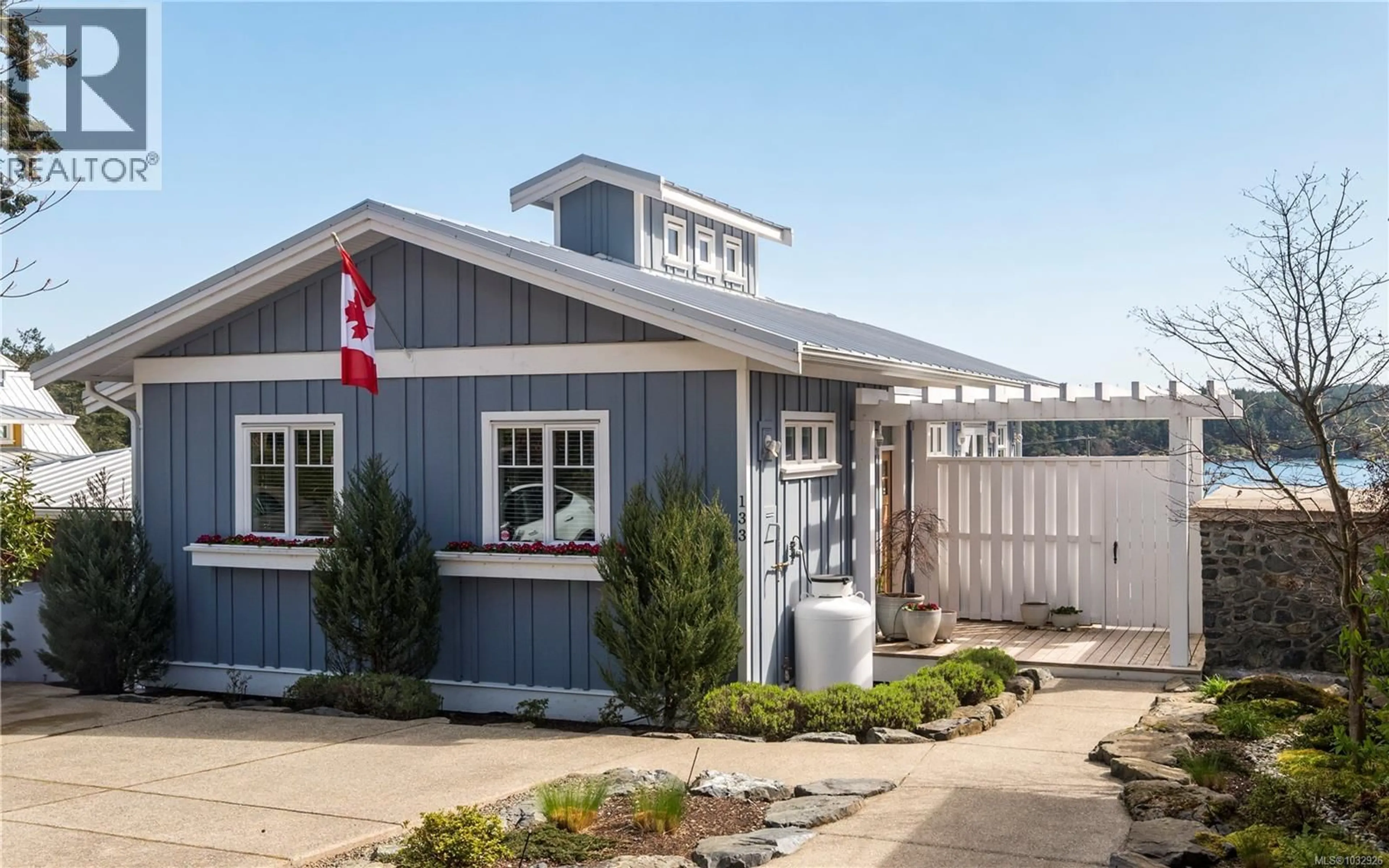 Home with vinyl exterior material, unknown for 133 HILLTOP CRESCENT, Sooke British Columbia V9Z1N6