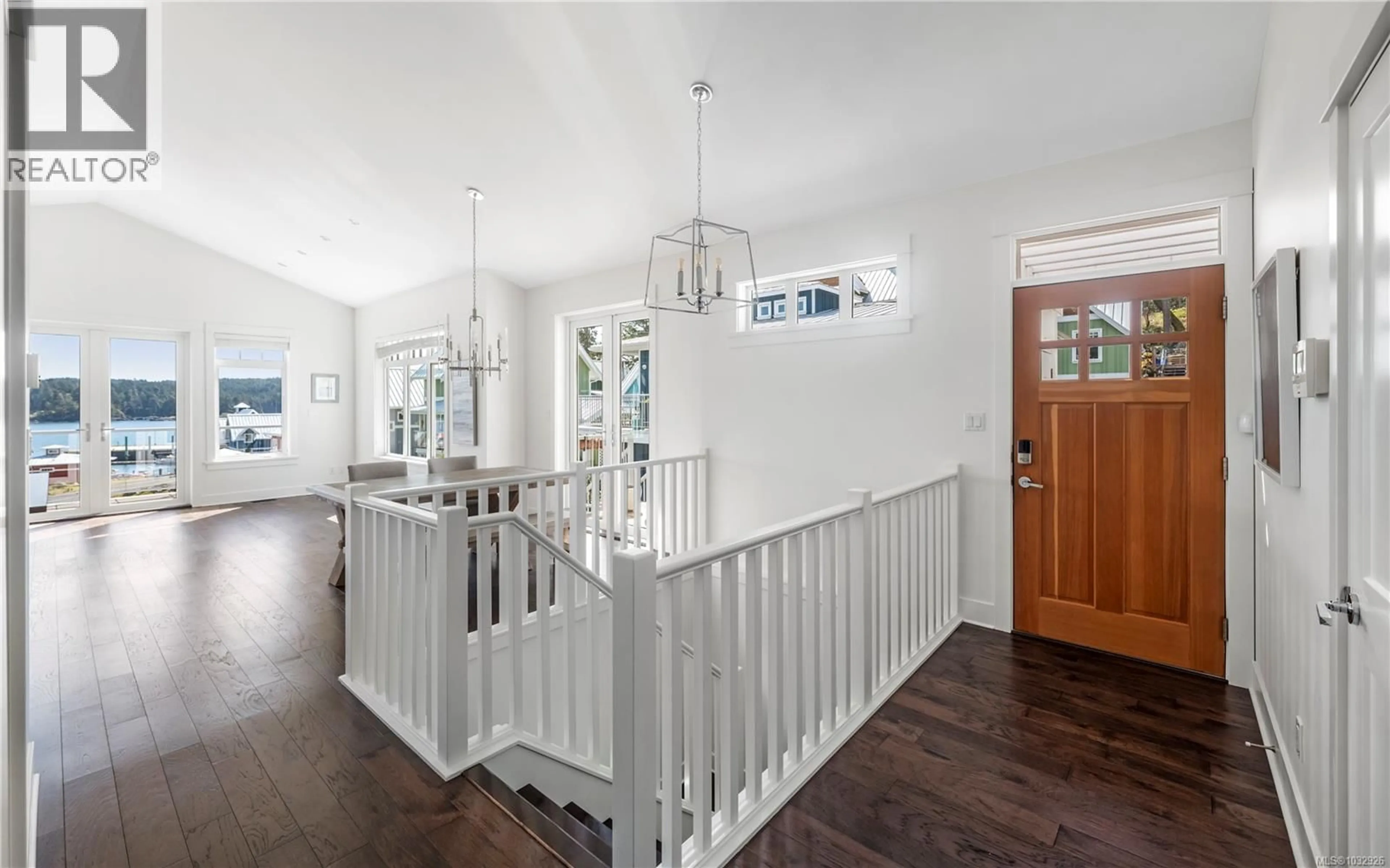 Indoor entryway for 133 HILLTOP CRESCENT, Sooke British Columbia V9Z1N6