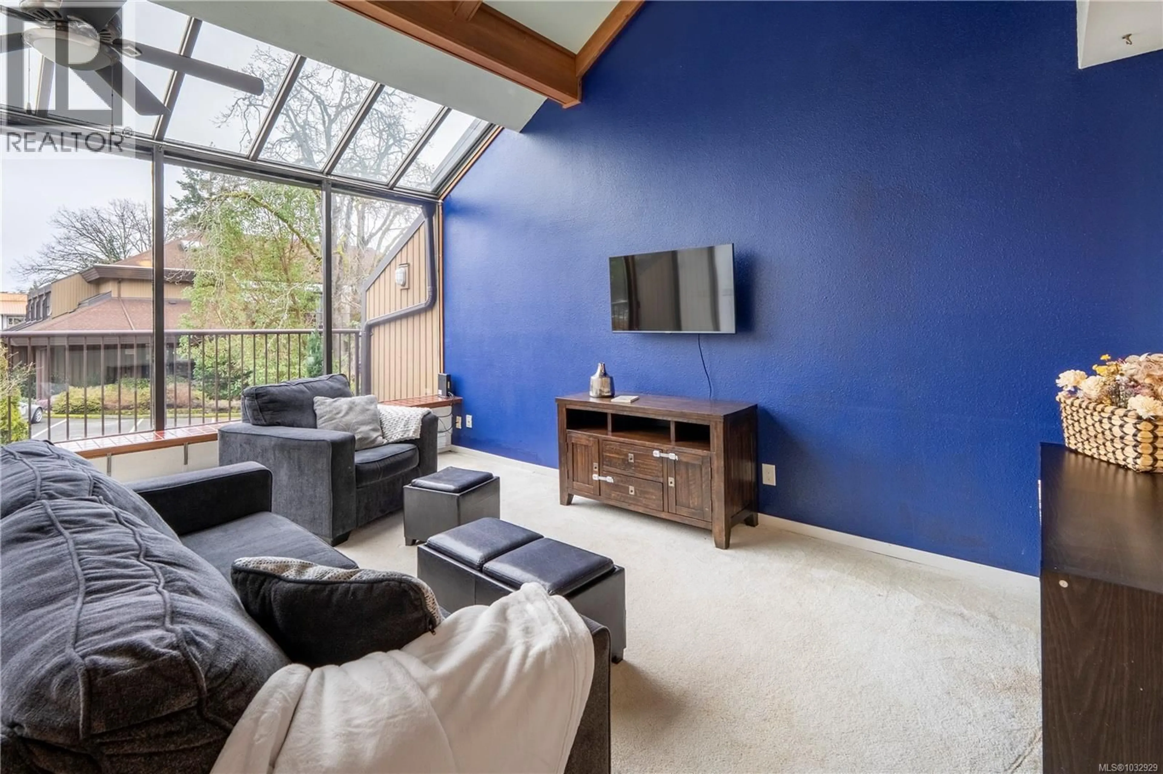 Unknown for 493D - 4678 ELK LAKE DRIVE, Saanich British Columbia V8Z5M1