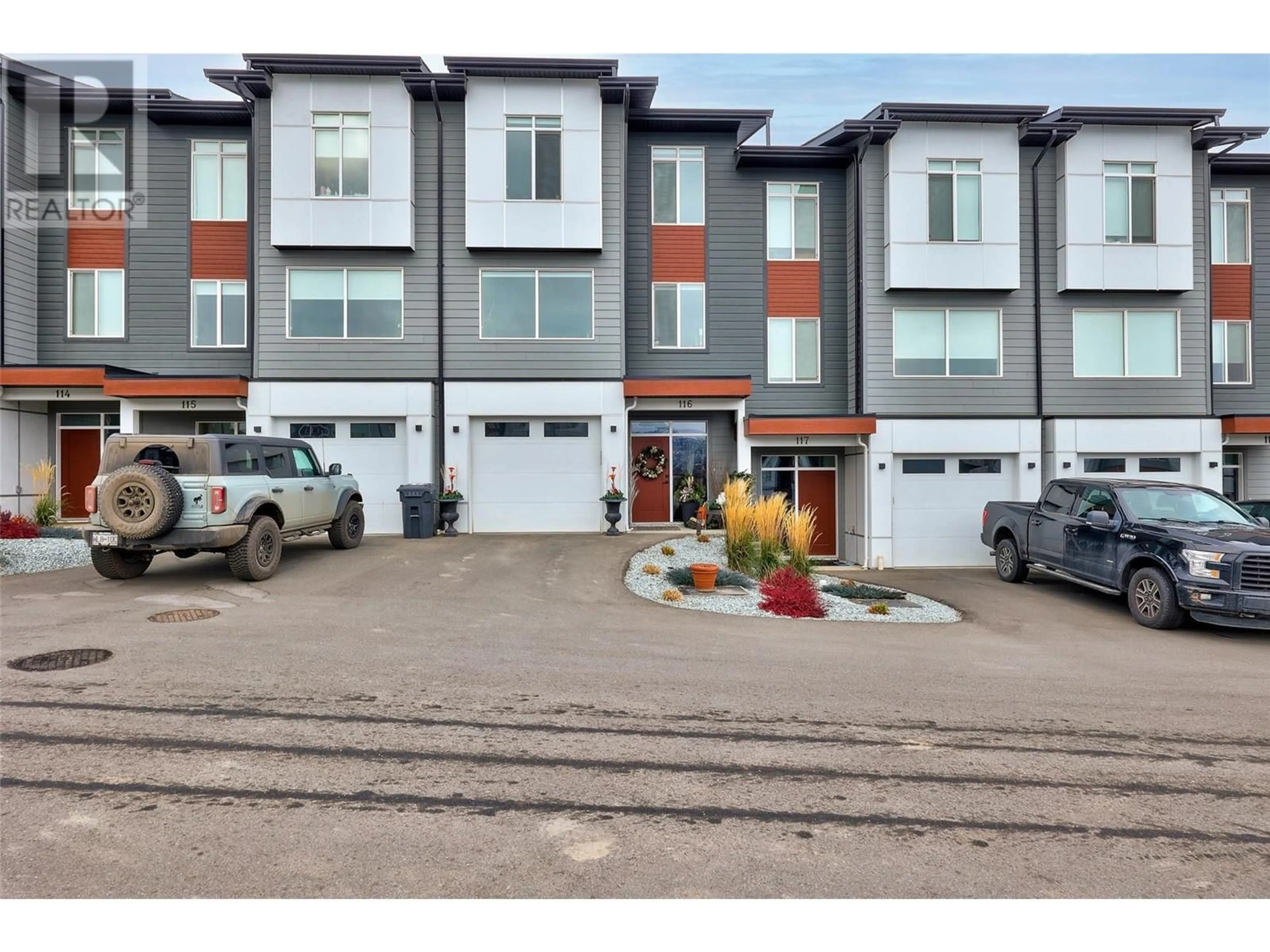 A pic from exterior of the house or condo, the street view for 116 RIVER GATE Drive, Kamloops British Columbia V2H1R2