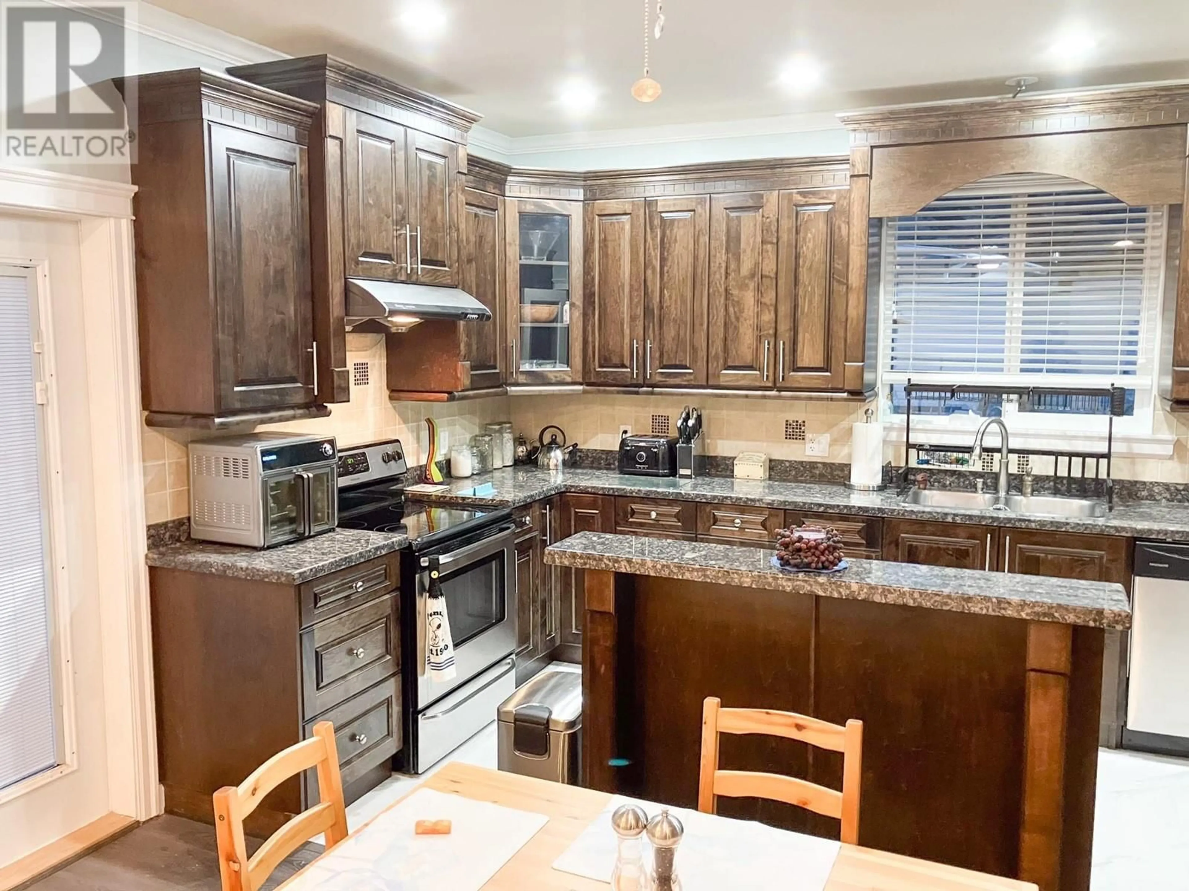 Open concept kitchen, unknown for 1890B SAGE STREET, Merritt British Columbia V1K1G3