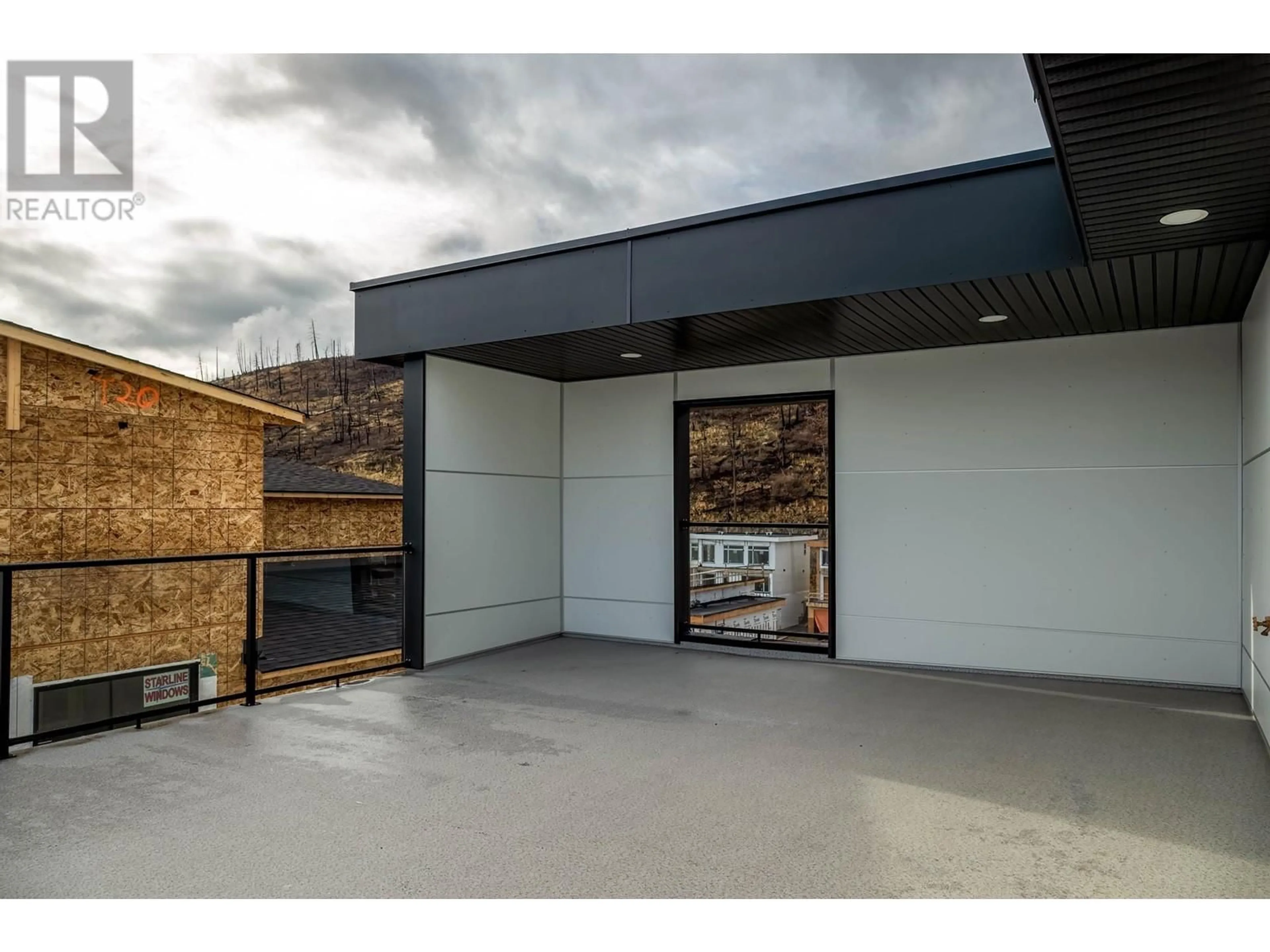 Indoor garage for 3754 DAVIDSON COURT, West Kelowna British Columbia V4T0B1