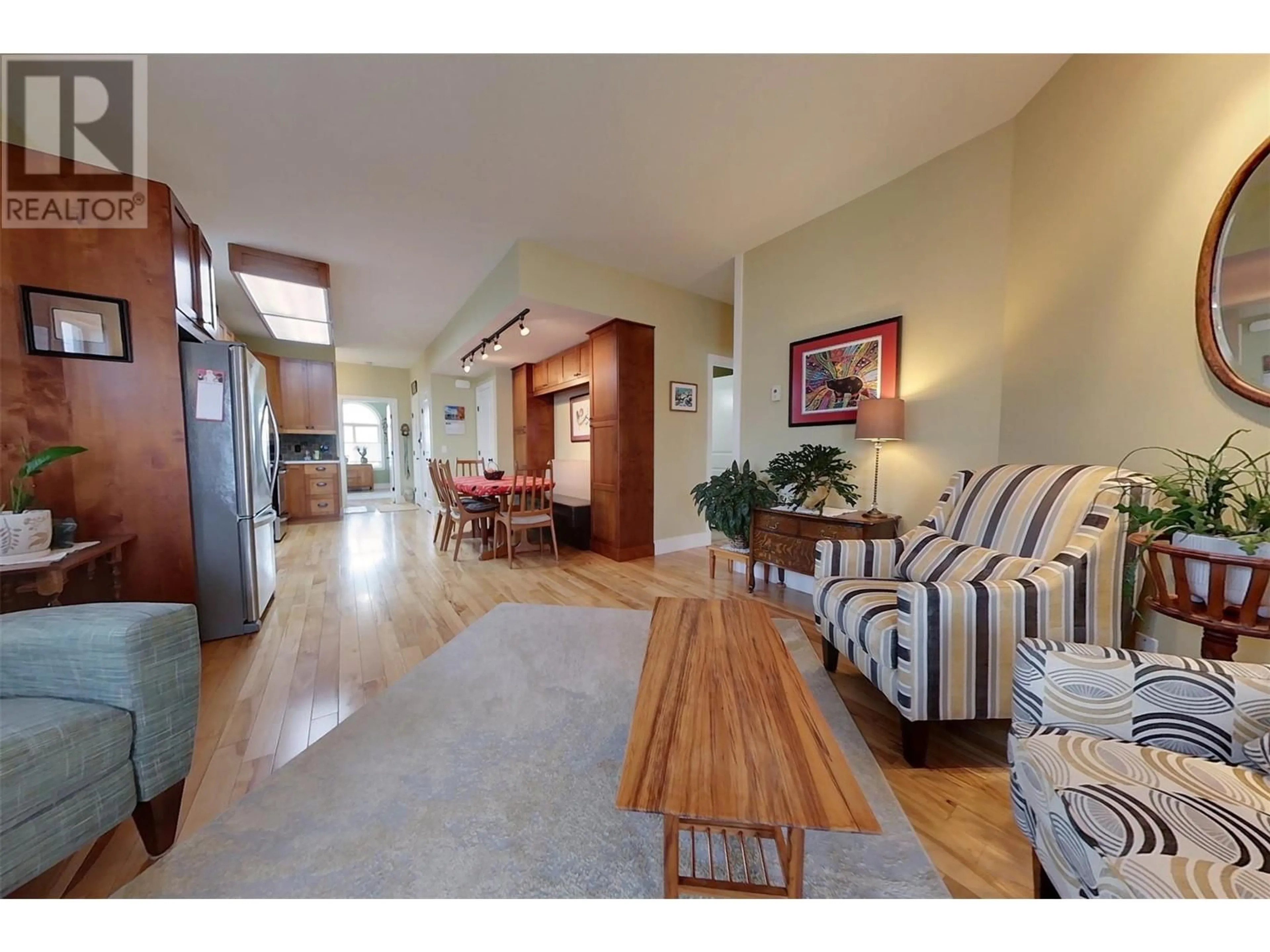 Indoor foyer, wood floors for 1849 Kelowna Crescent Unit# A, Cranbrook British Columbia V1C6L6