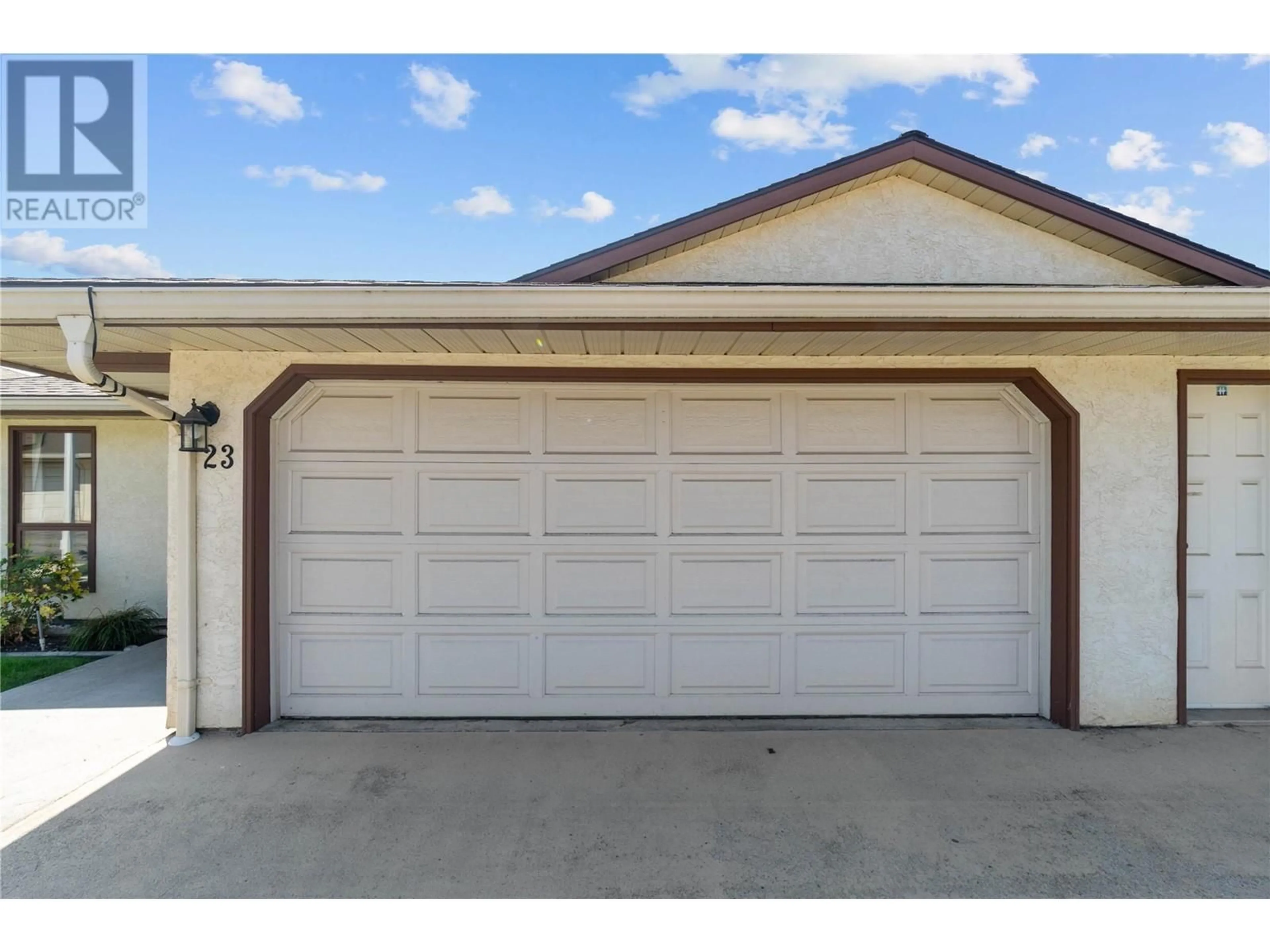 Indoor garage, cement floor for 151 8 Avenue SW Unit# 23, Salmon Arm British Columbia V1E1B9