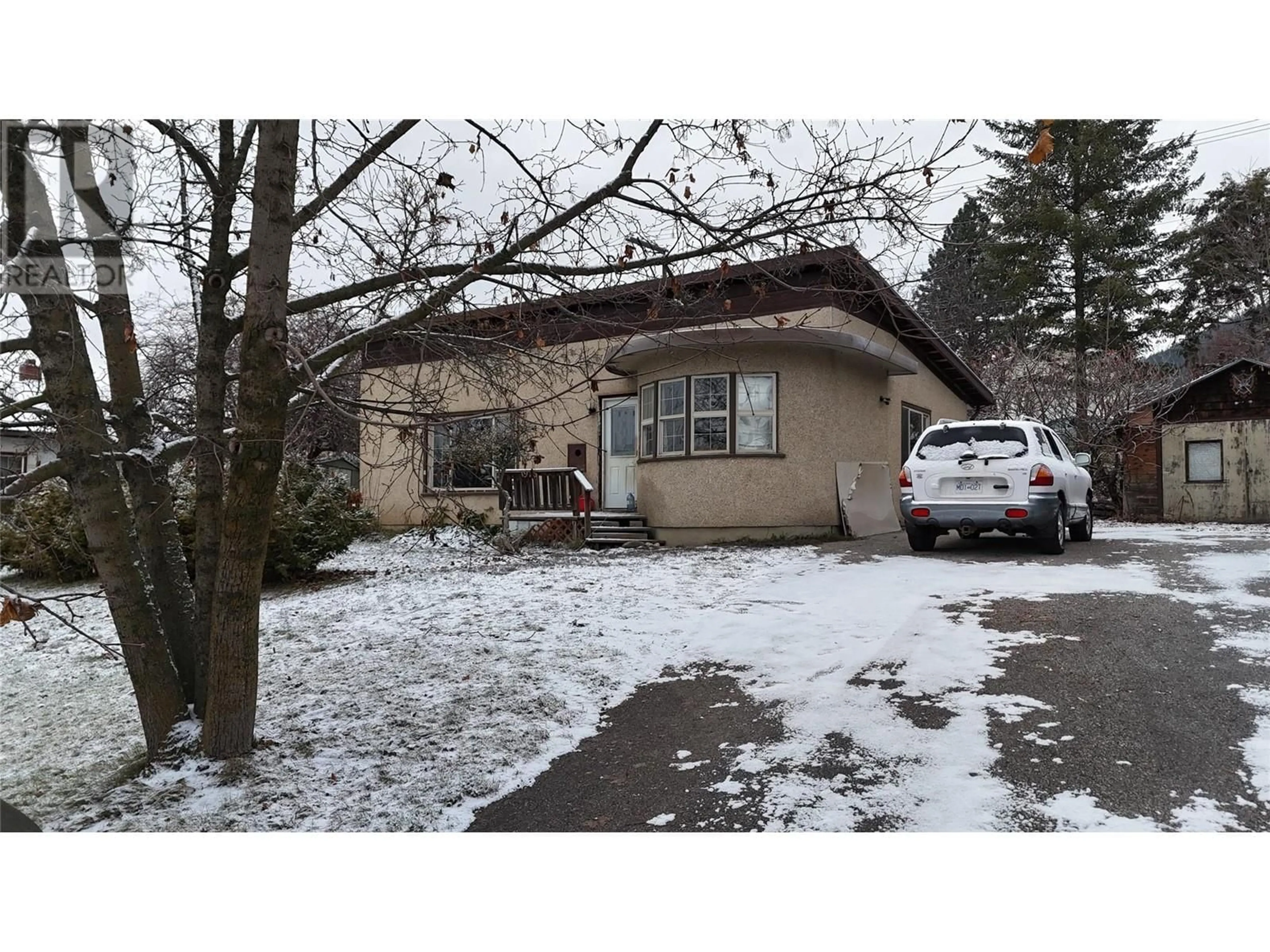 A pic from exterior of the house or condo, cottage for 1926 Canyon Street, Creston British Columbia V0B1G5