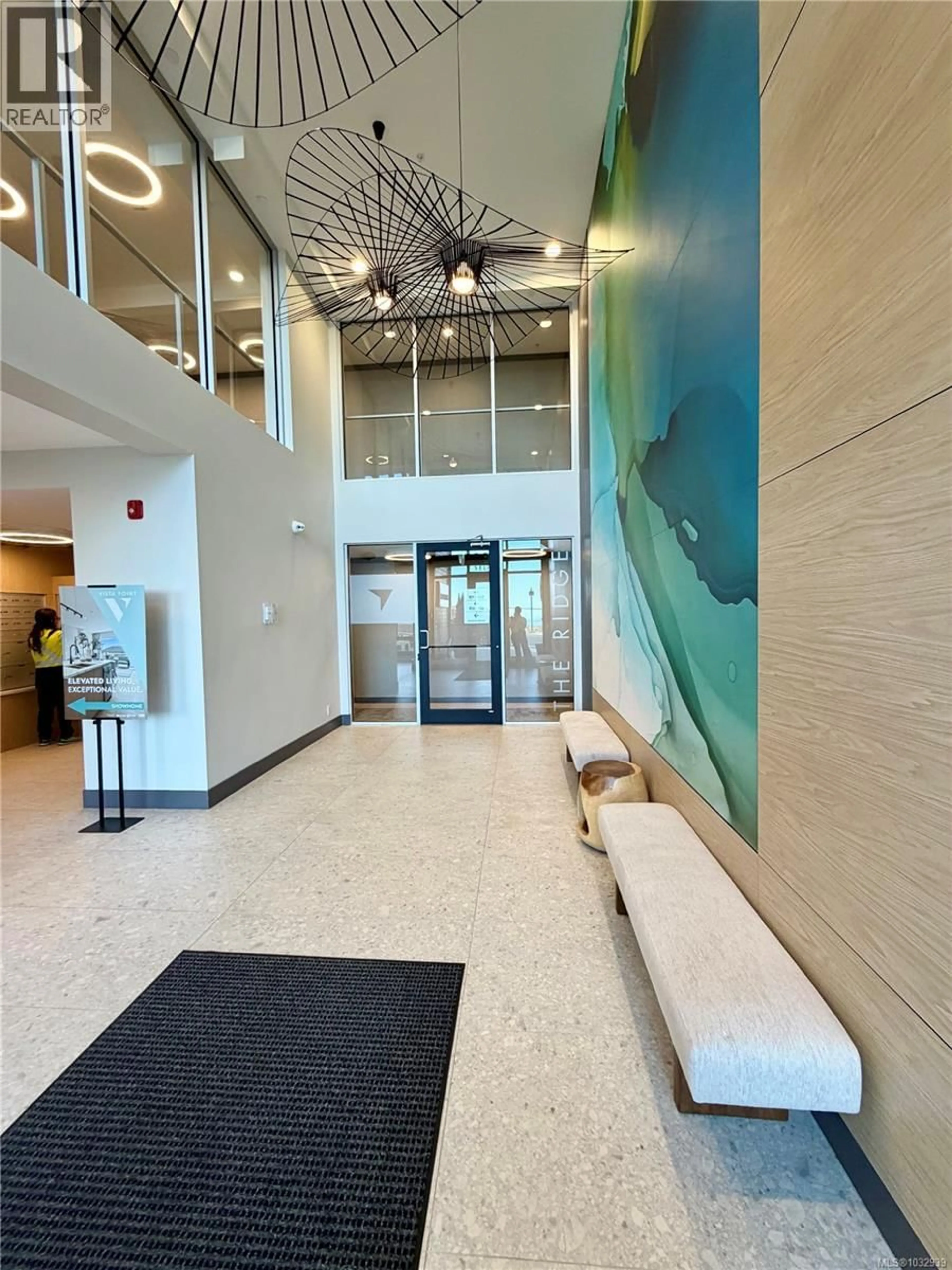 Indoor foyer for 614 - 1810 SELENITE PLACE, Langford British Columbia V9B7E2