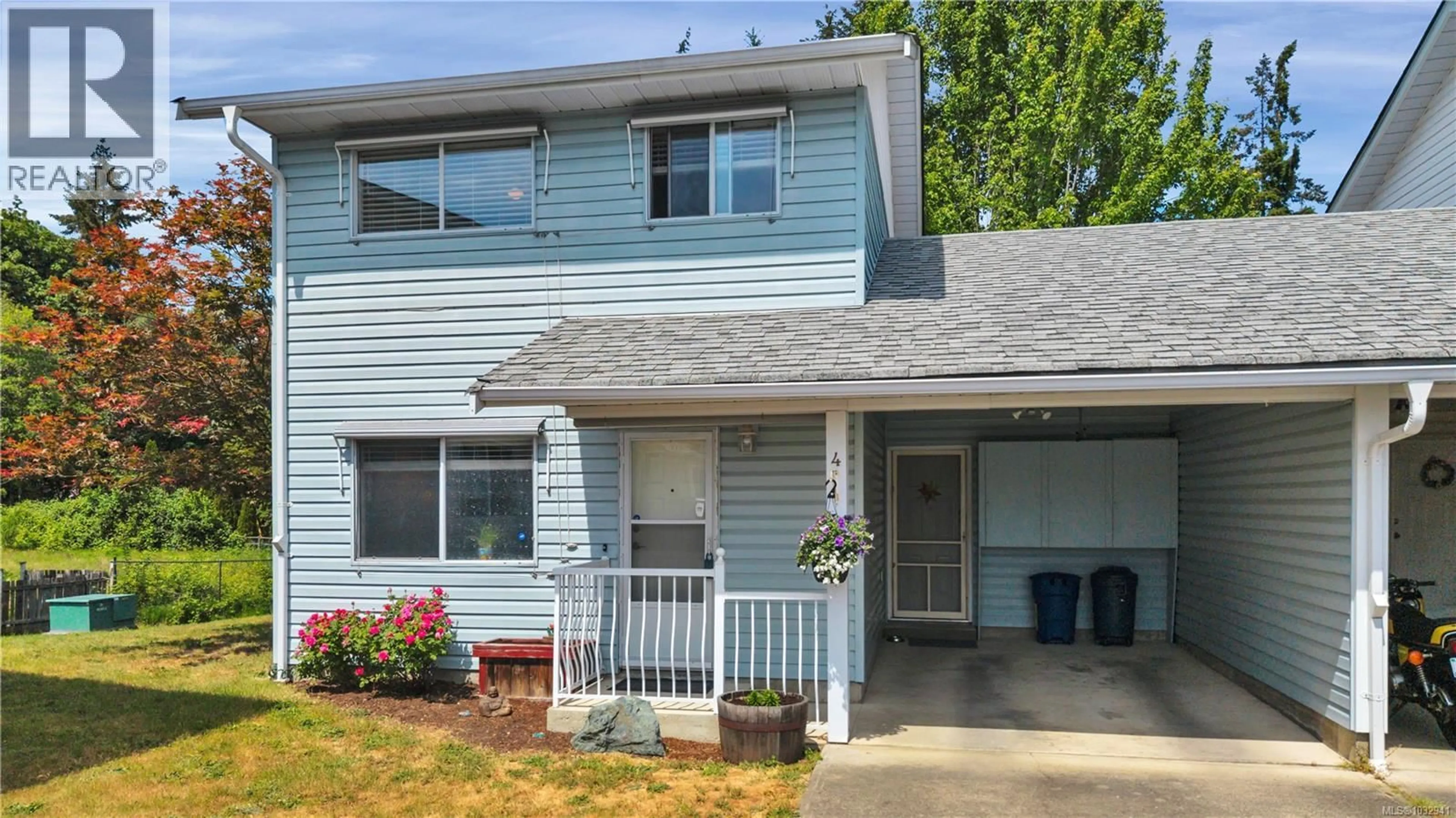 Home with vinyl exterior material, street for 4 - 6135 RYALL ROAD, Duncan British Columbia V9L2H6