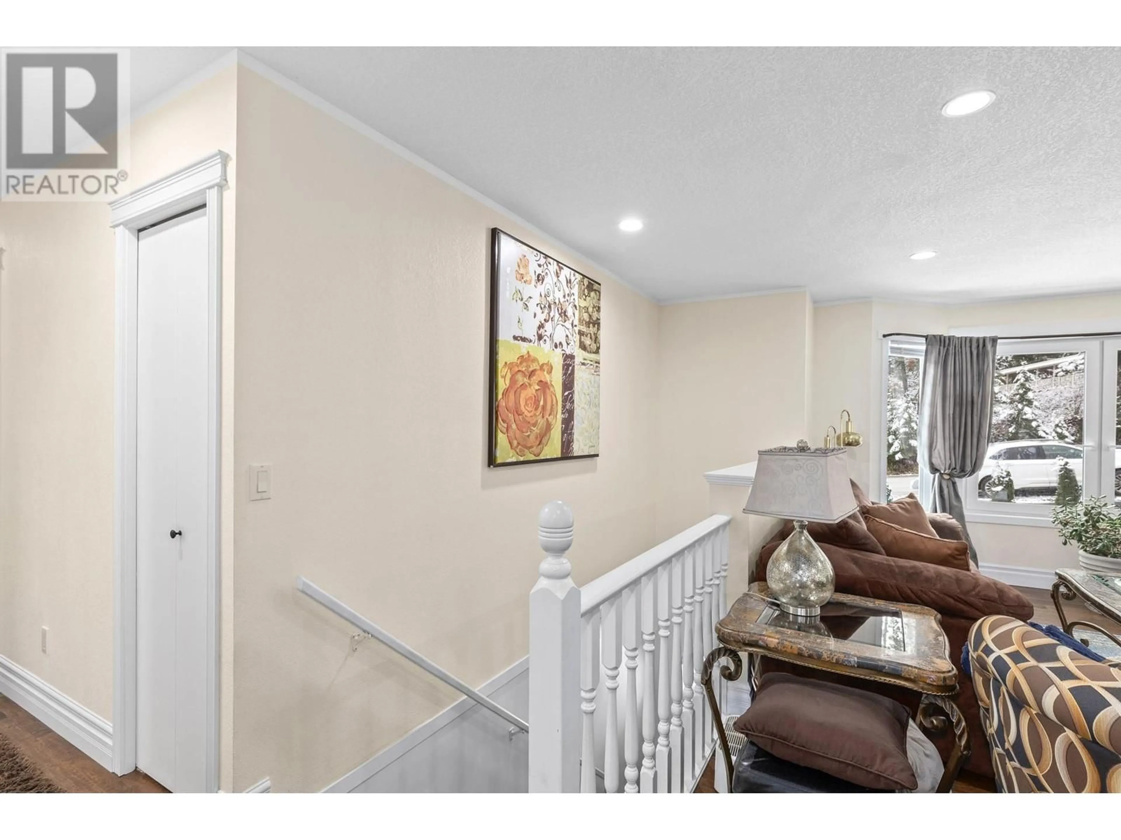 Indoor entryway for 3026 MCIVER ROAD, West Kelowna British Columbia V4T1C6